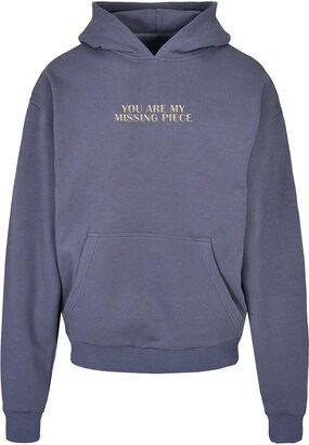 Merchcode Sweatshirt ‘Missing Piece’ Saffier / Lichtgeel / Wolwit