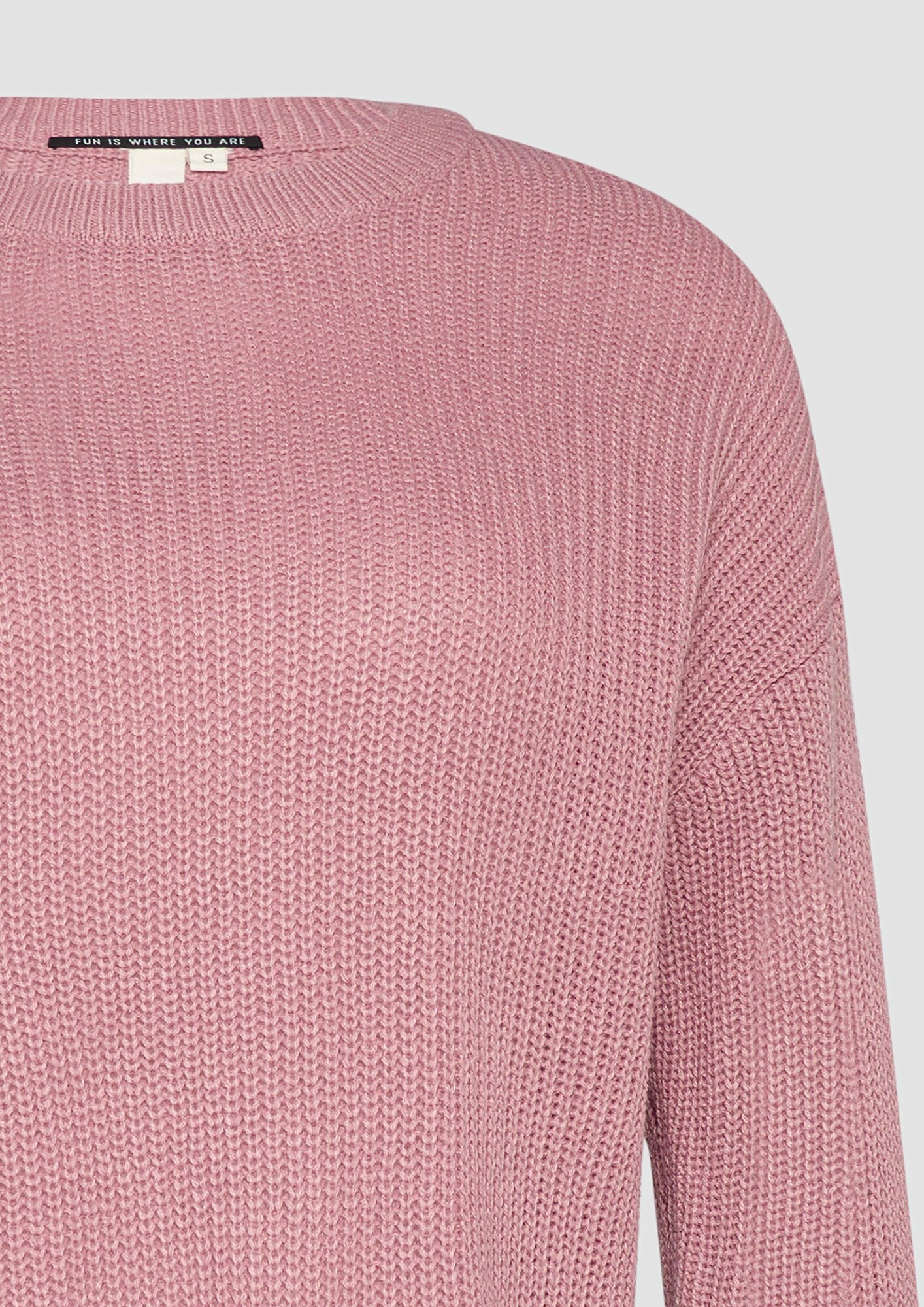 Thumbnail - Pullover