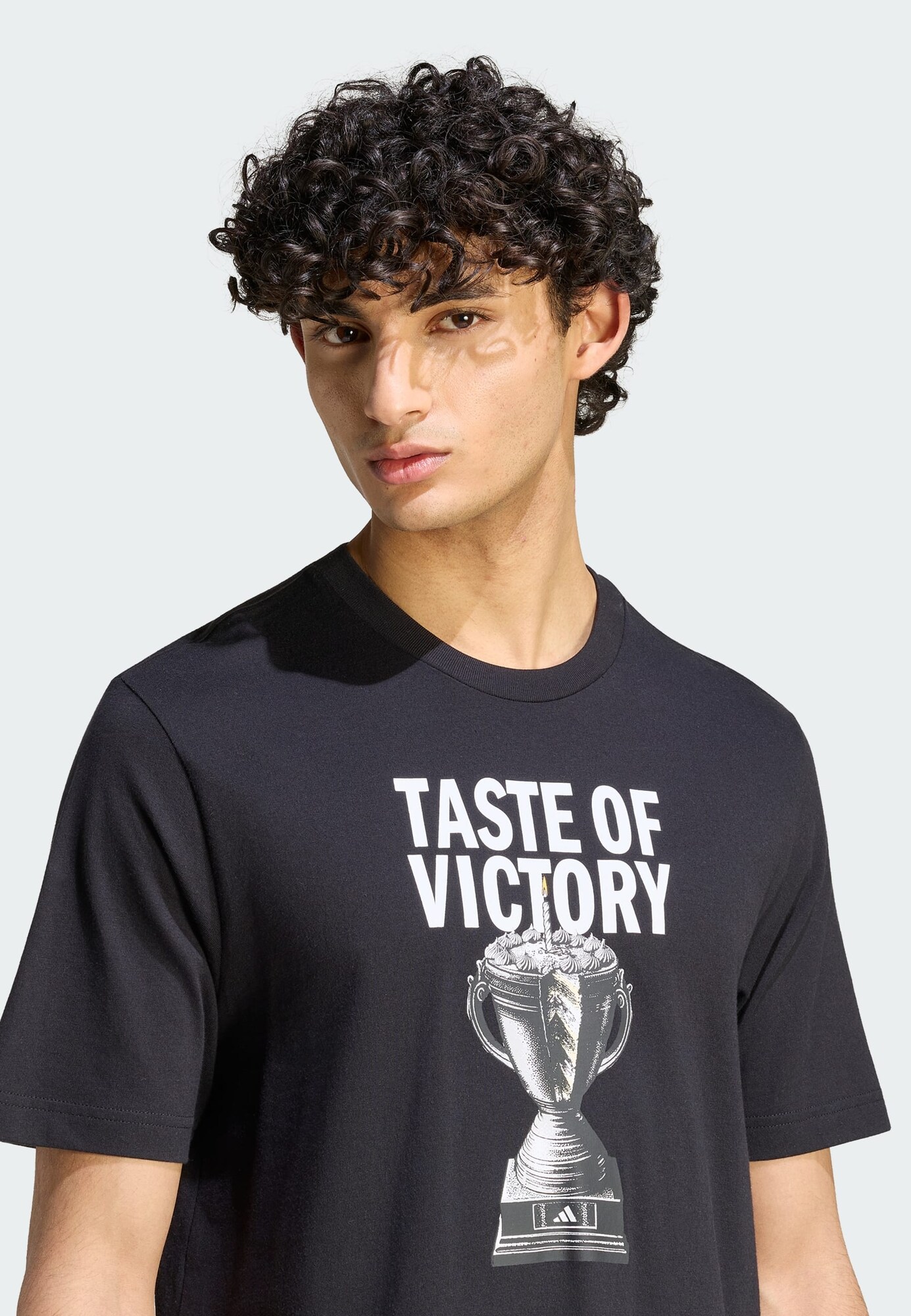 ADIDAS SPORTSWEAR Camiseta funcional 'Taste Of Victory Cake'  gris oscuro / negro / blanco – imagen 4