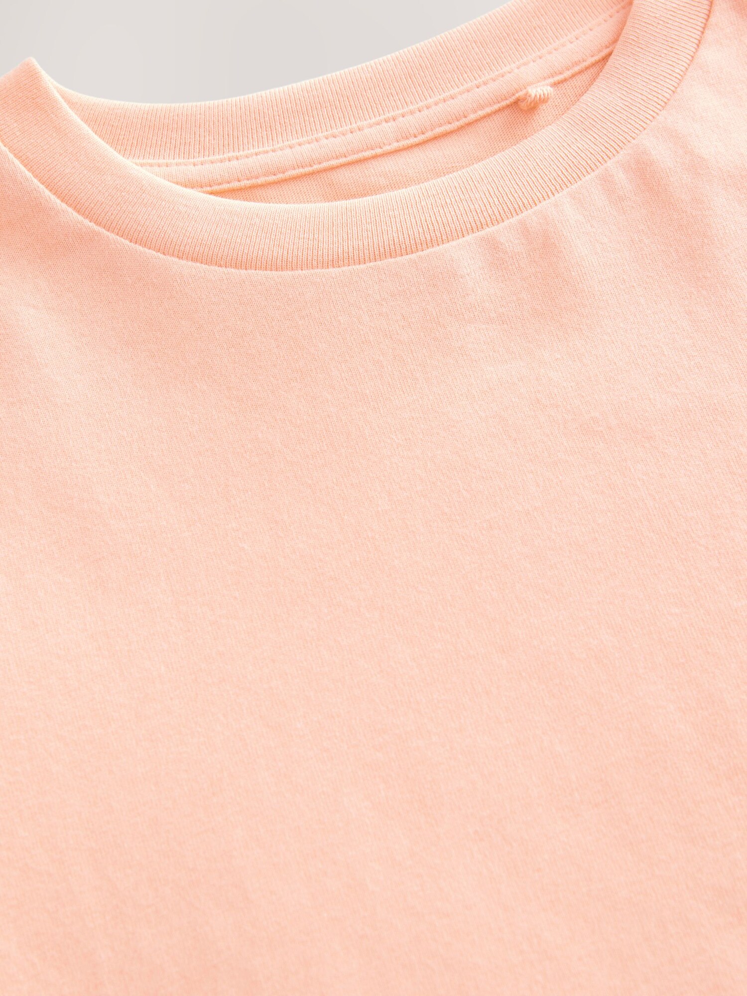 Thumbnail - T-Shirt