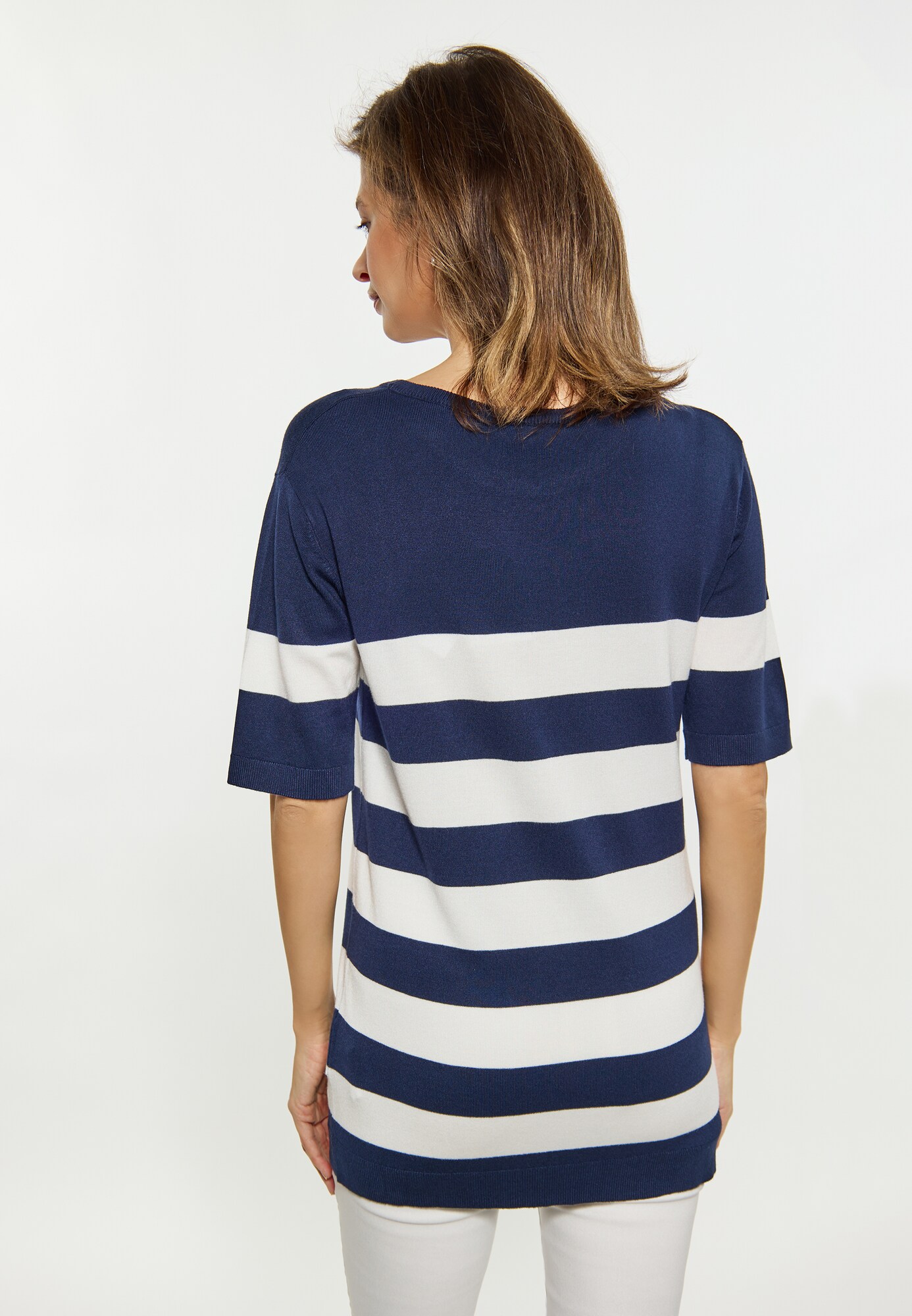 Thumbnail - usha BLUE LABEL Pullover