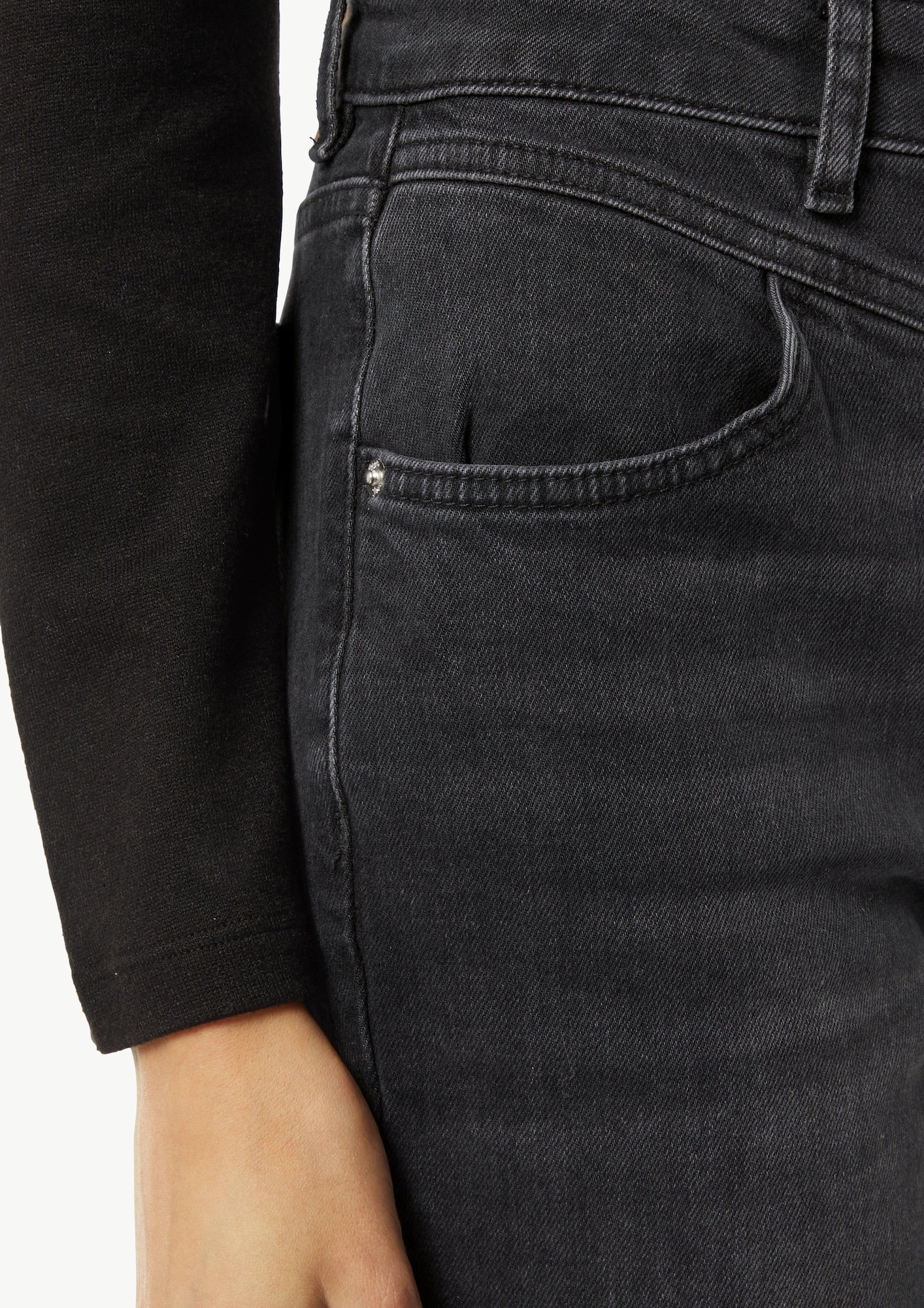 Thumbnail - comma casual identity Jeans