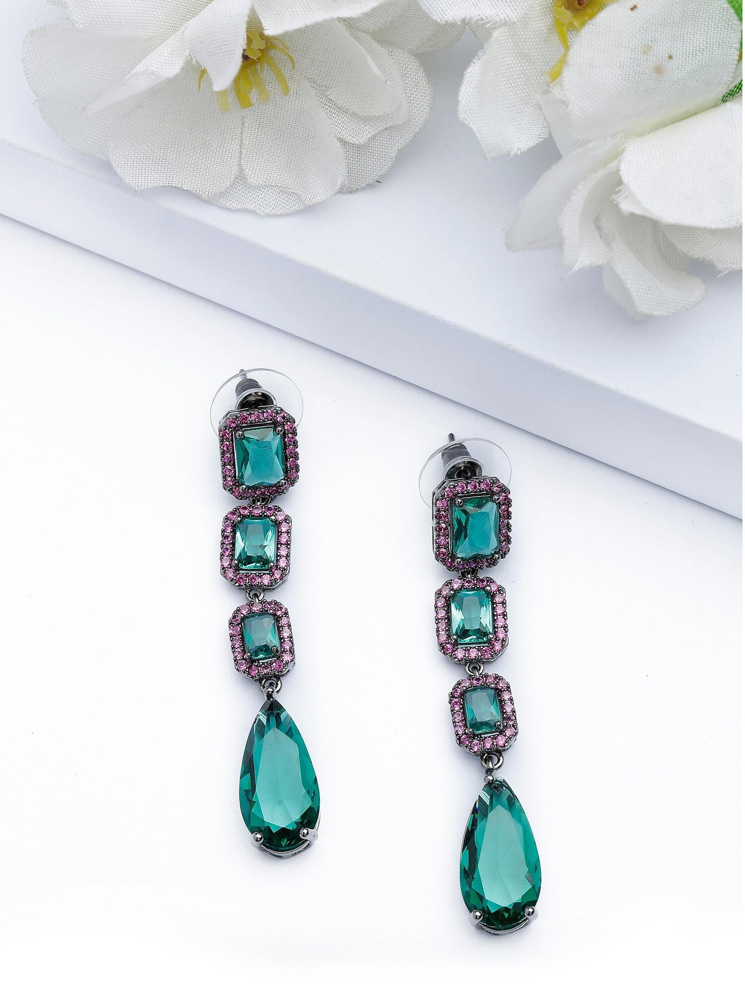 Thumbnail - AVANT-GARDE PARIS Ohrringe Inesra