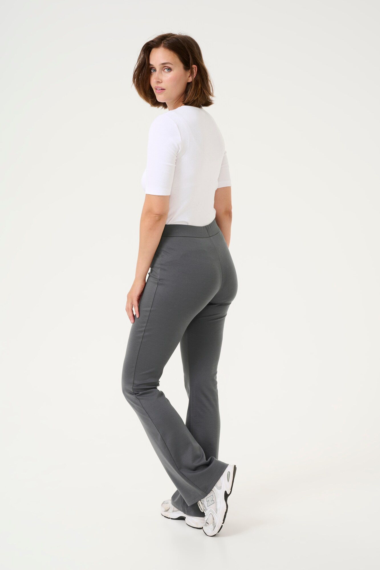 Thumbnail - Hose 'Jenny'