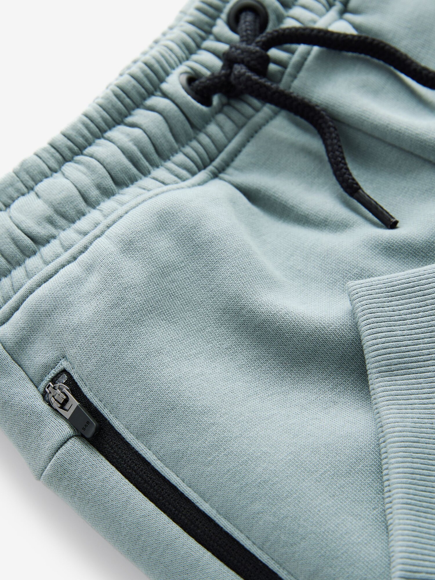Thumbnail - Next Hose