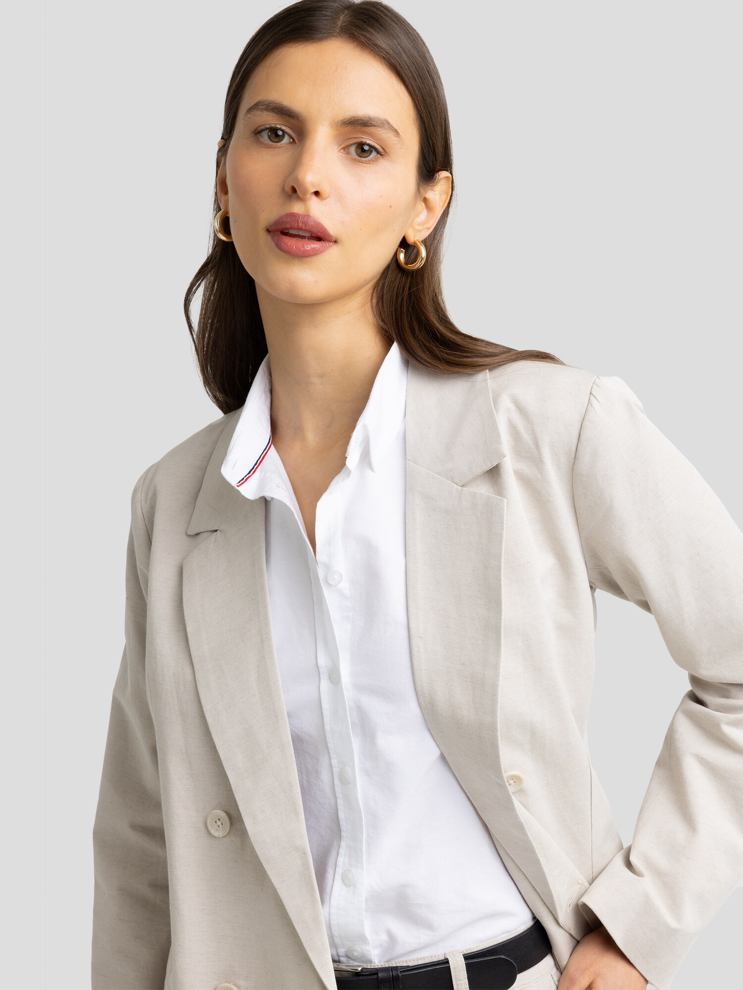 Thumbnail - Blazer
