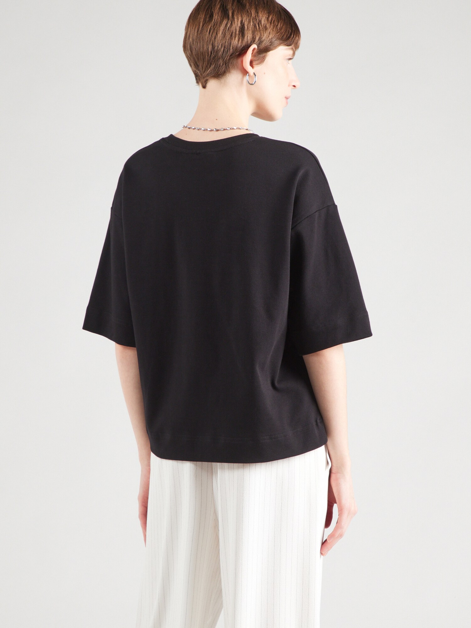 Thumbnail - T-Shirt