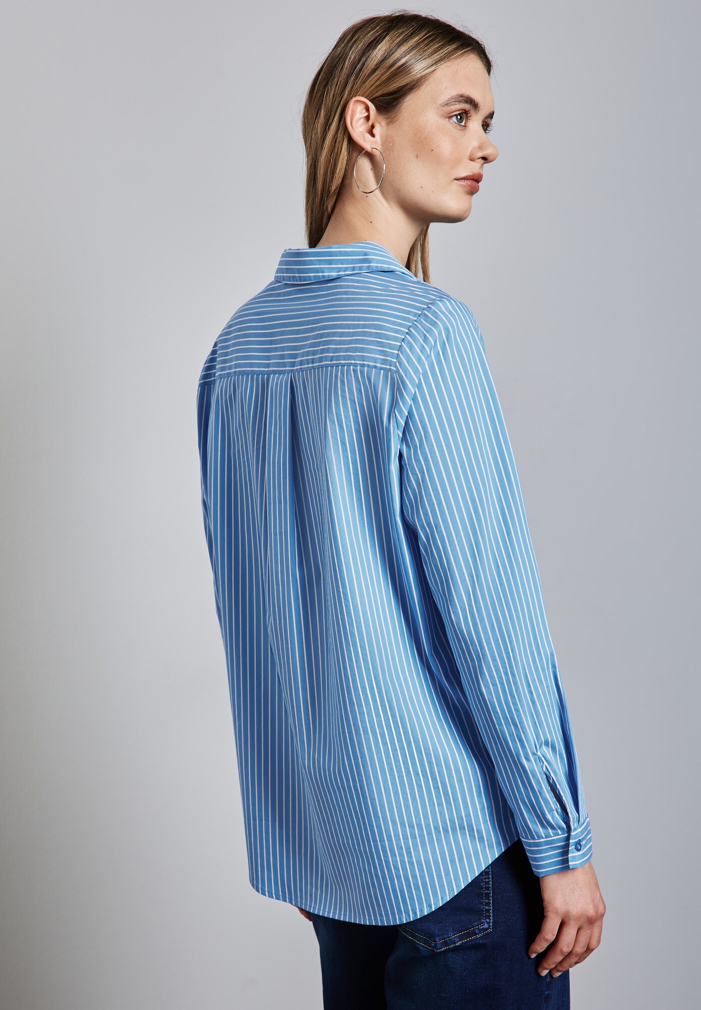 Thumbnail - Lange Business-Bluse