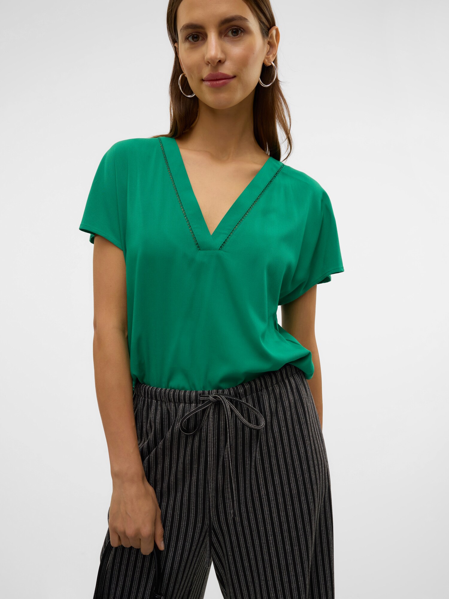 VERO MODA Blúz 'VMBELLA'  sötétzöld termék 2. képe