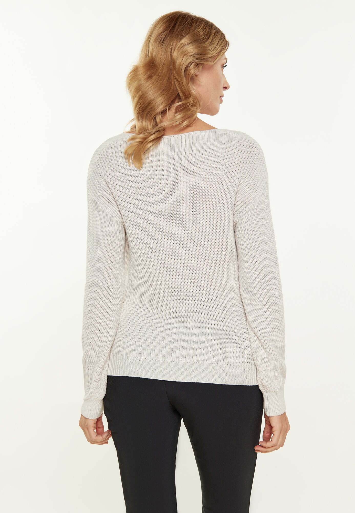 Thumbnail - Usha Pullover