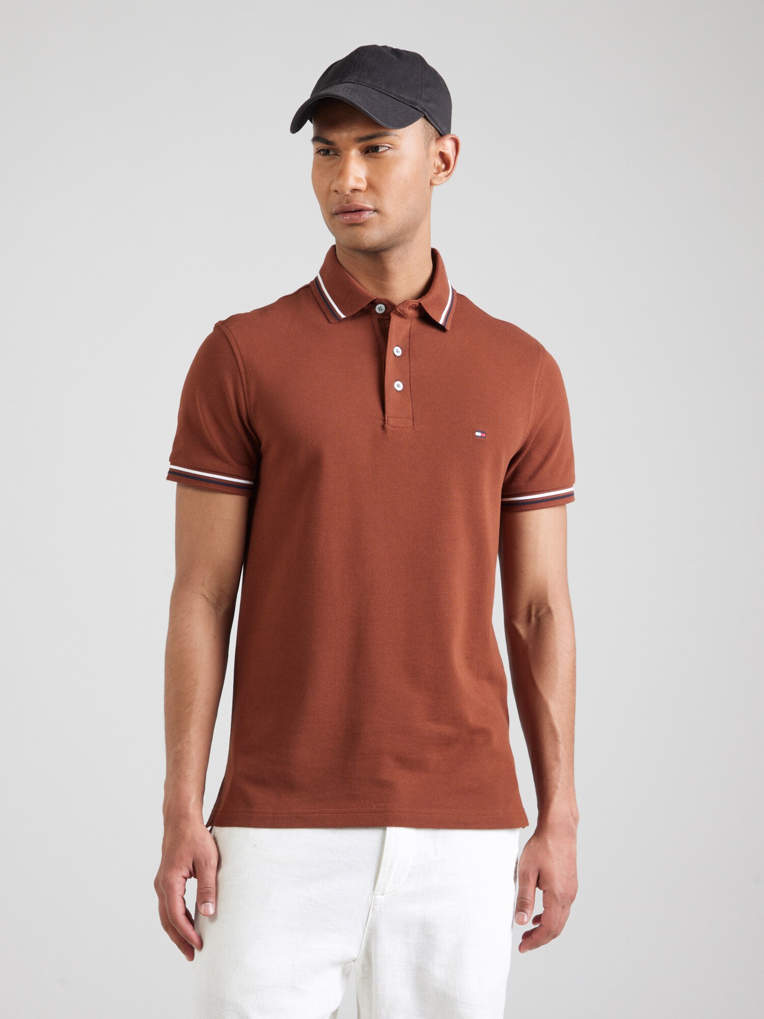 TOMMY HILFIGER Póló  tengerészkék / konyak / fehér termék 2. képe
