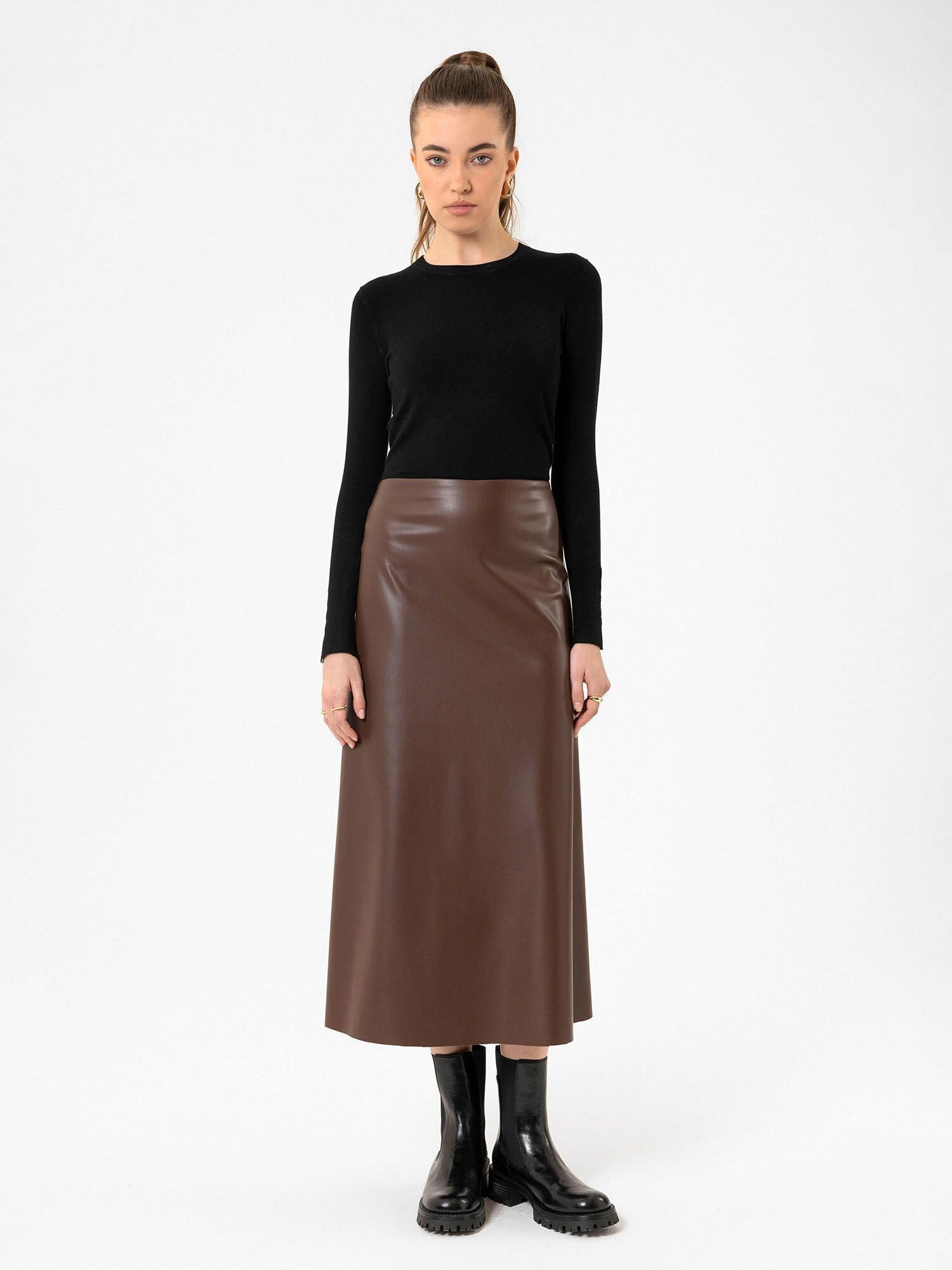 Thumbnail - Antioch Rock Daniela