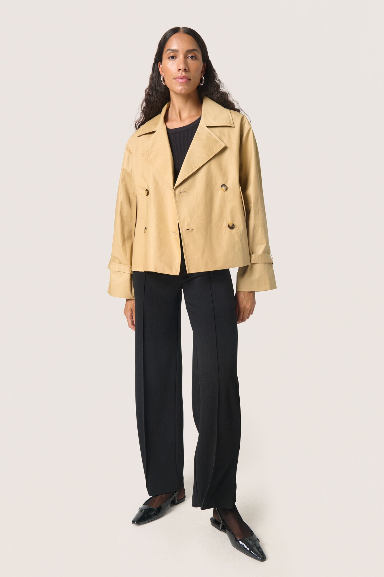 Thumbnail - SOAKED IN LUXURY Jacke Favne
