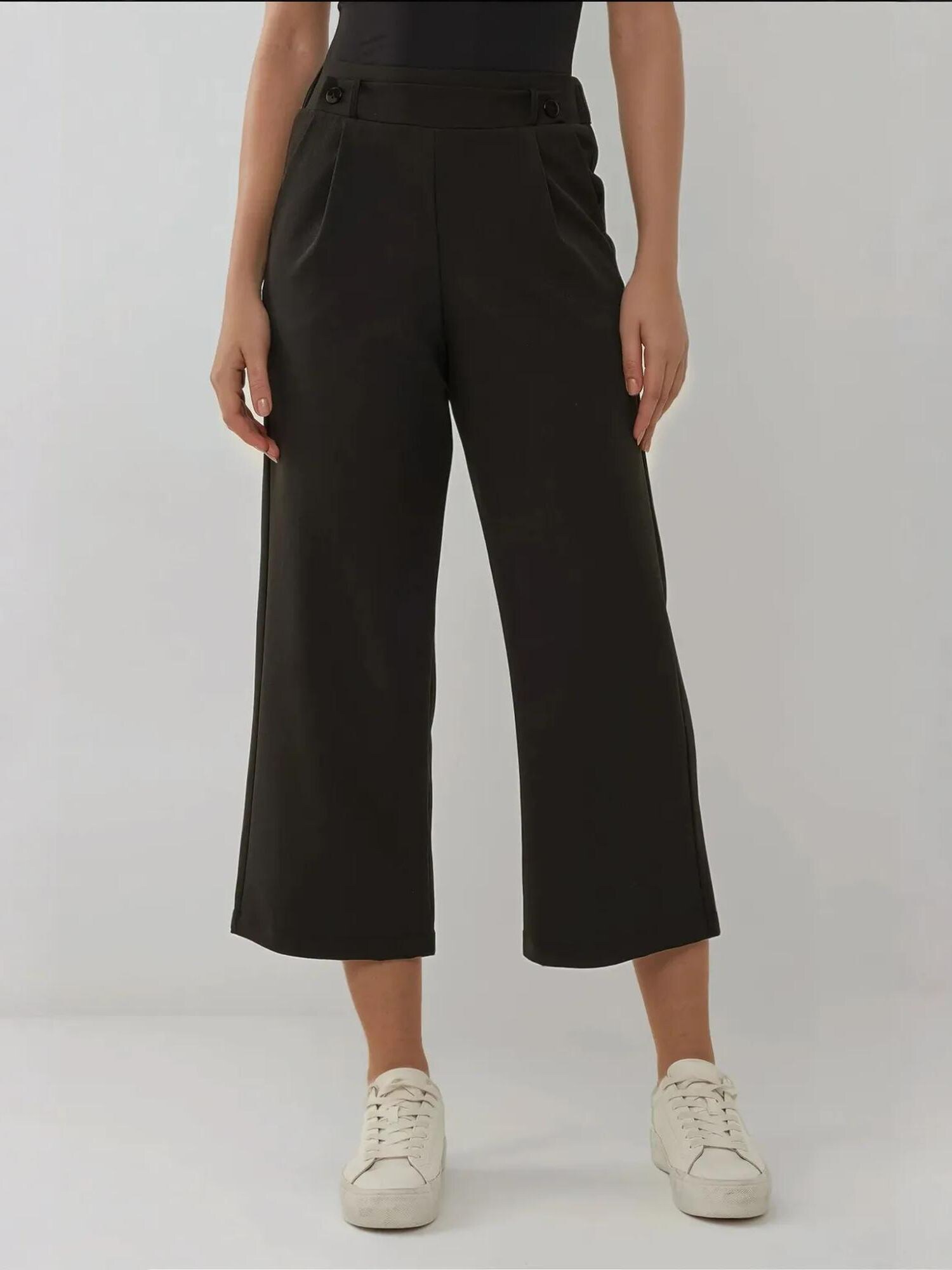 Hiccup Pantaloni con pieghe  nero