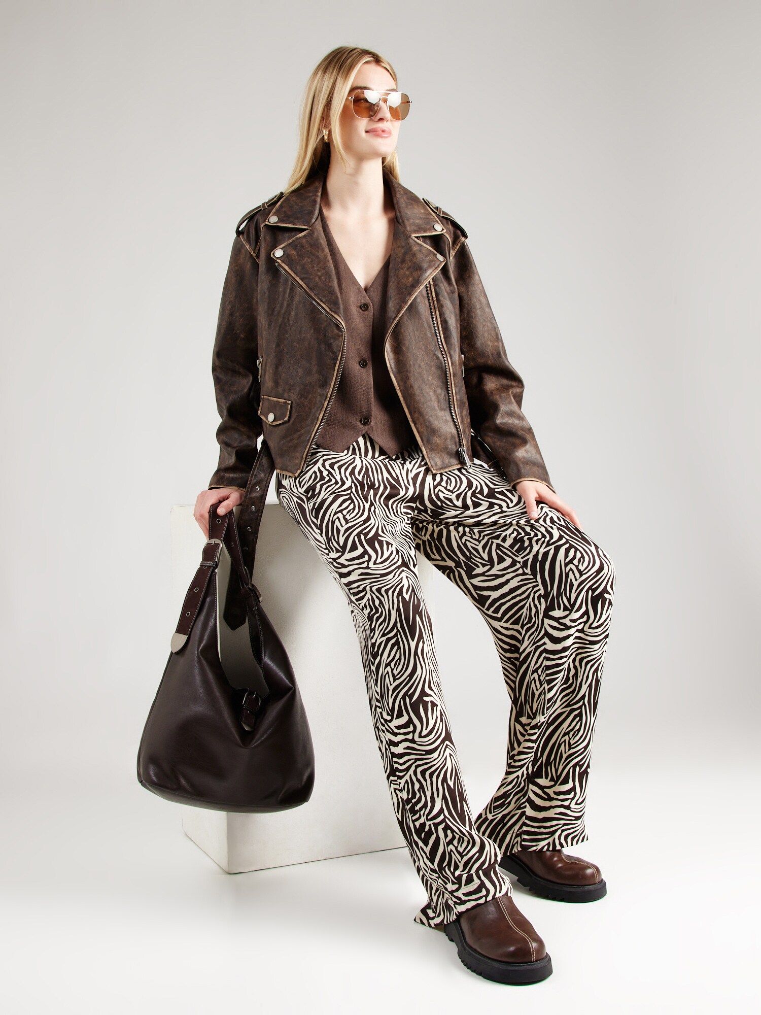 Thumbnail - MORE & MORE Hose