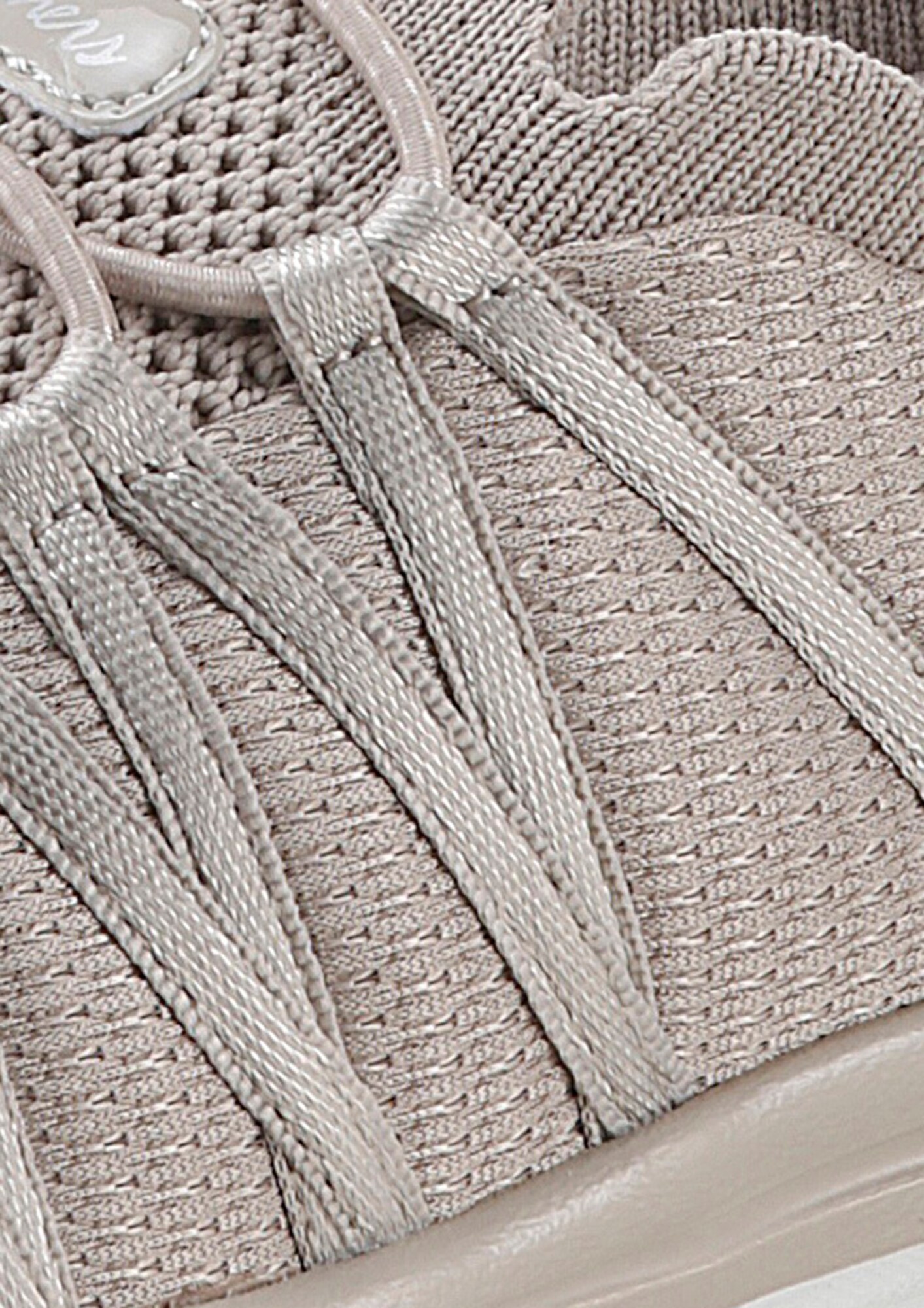 Thumbnail - Slip On