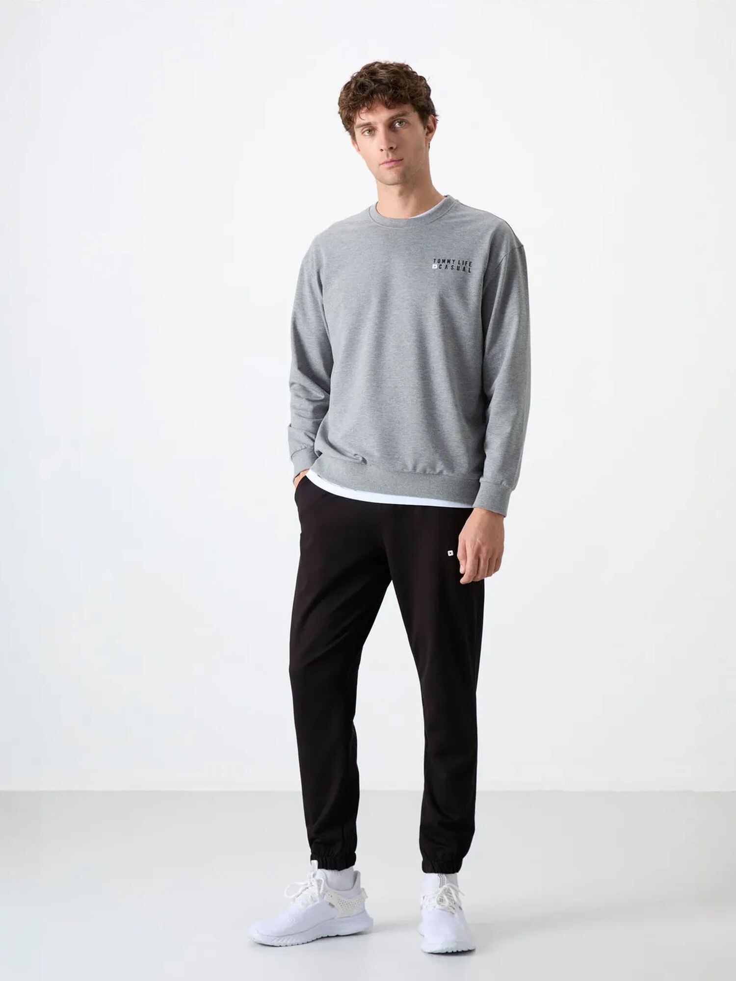 Tommy Life Jogging komplet svijetlosiva