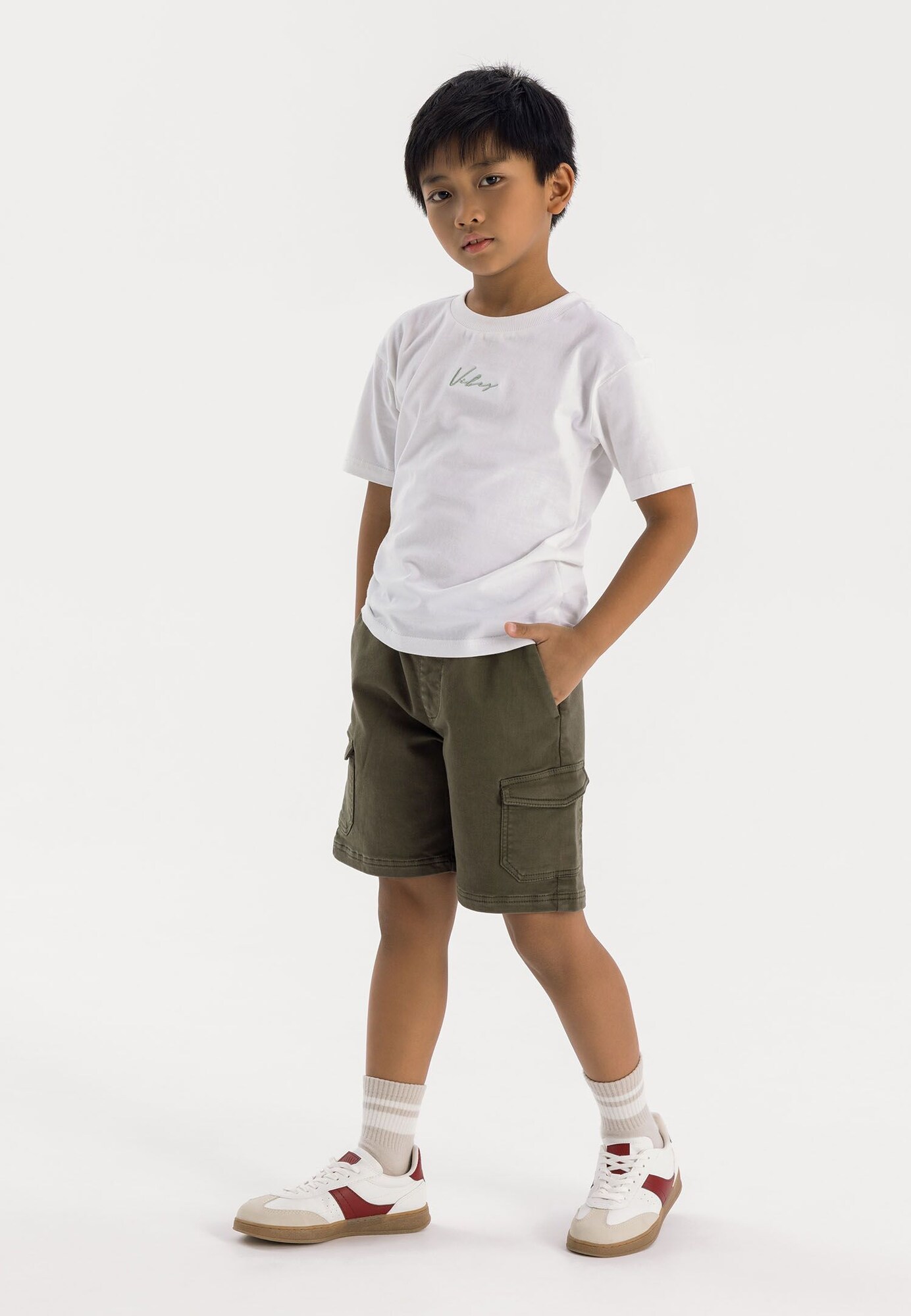 Thumbnail - MINOTI Shorts
