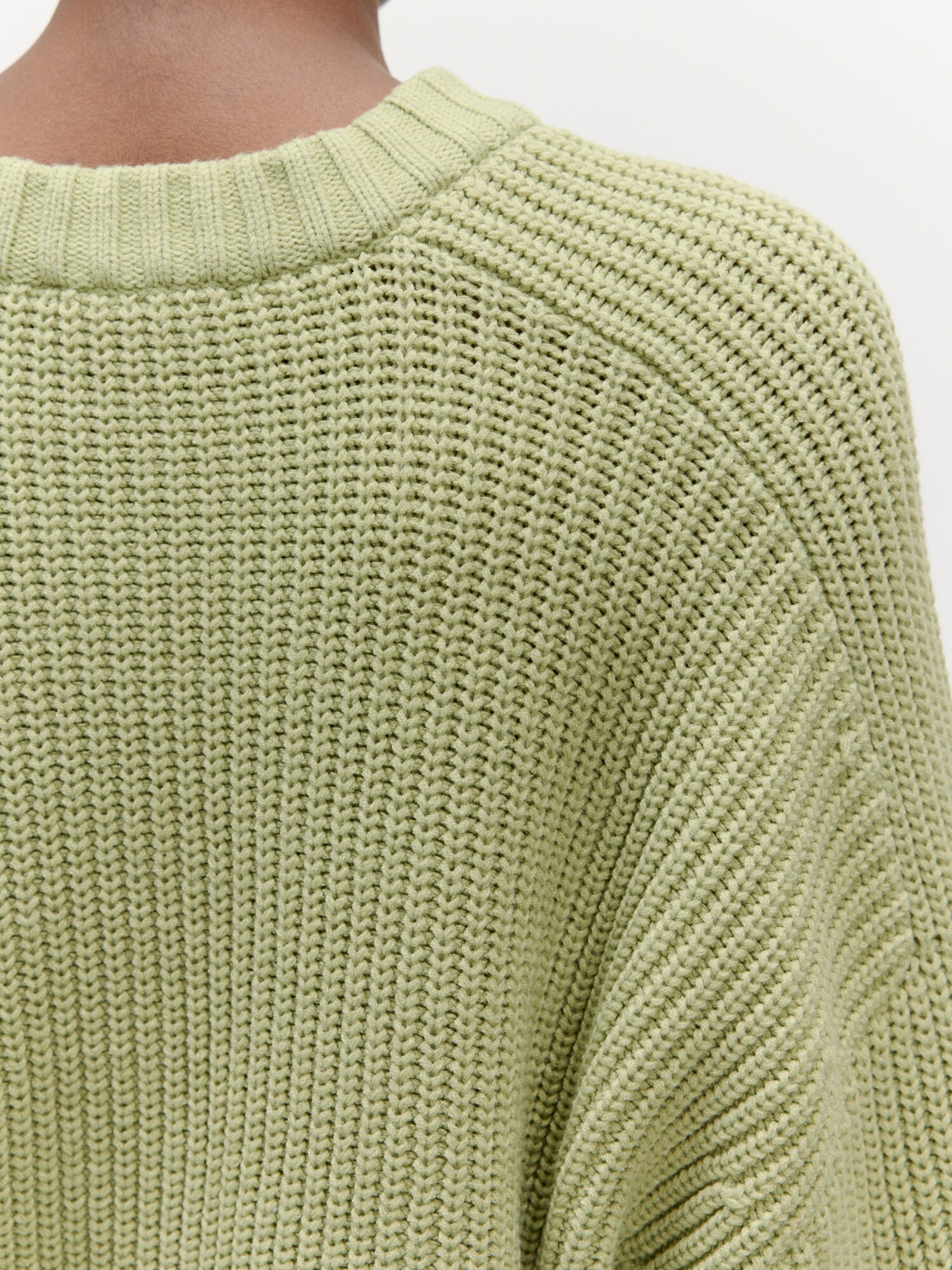 Thumbnail - EDITED Pullover Ally