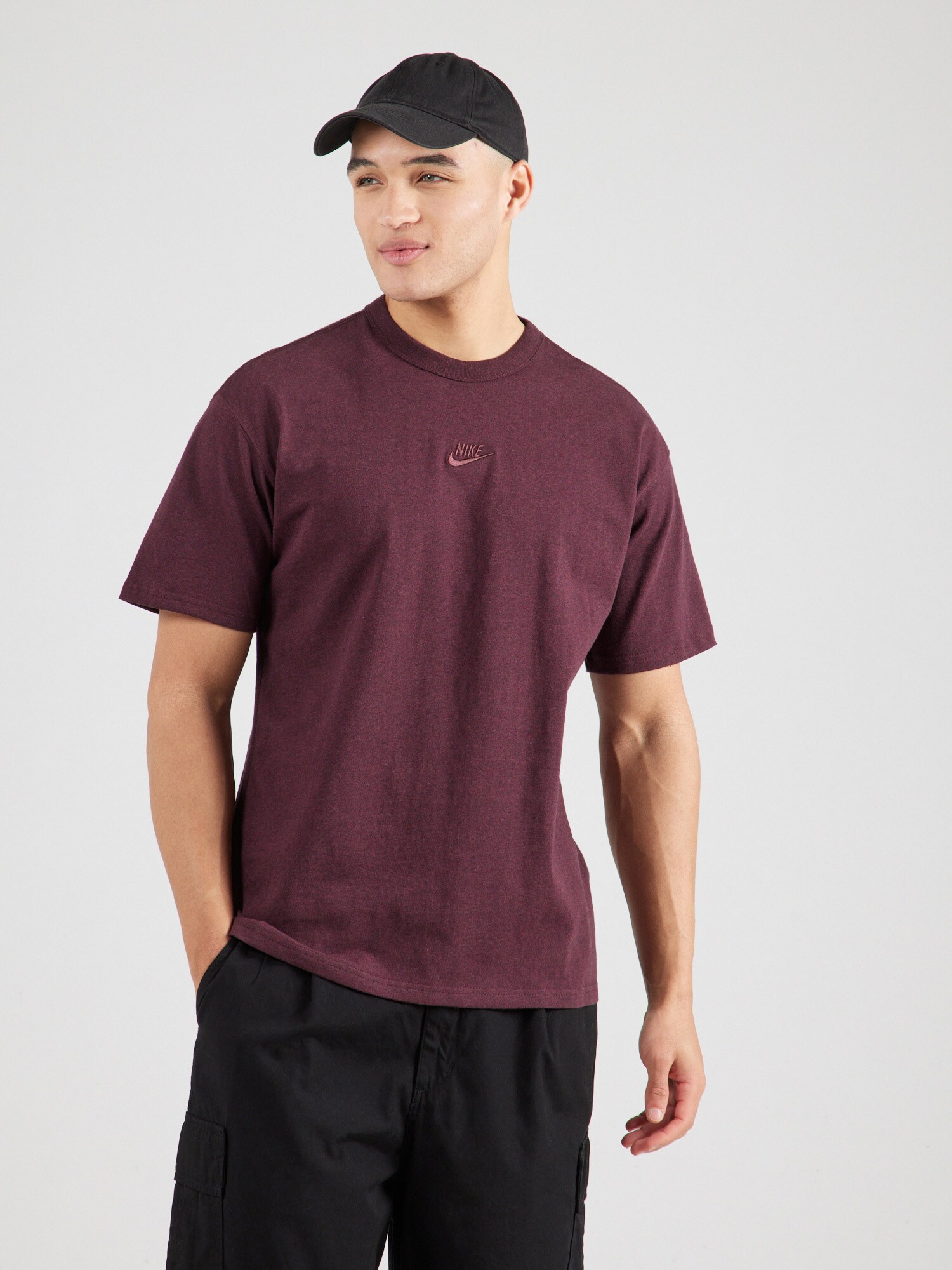 Nike Sportswear Póló 'PREM ESSNTL'  burgundi vörös termék 2. képe