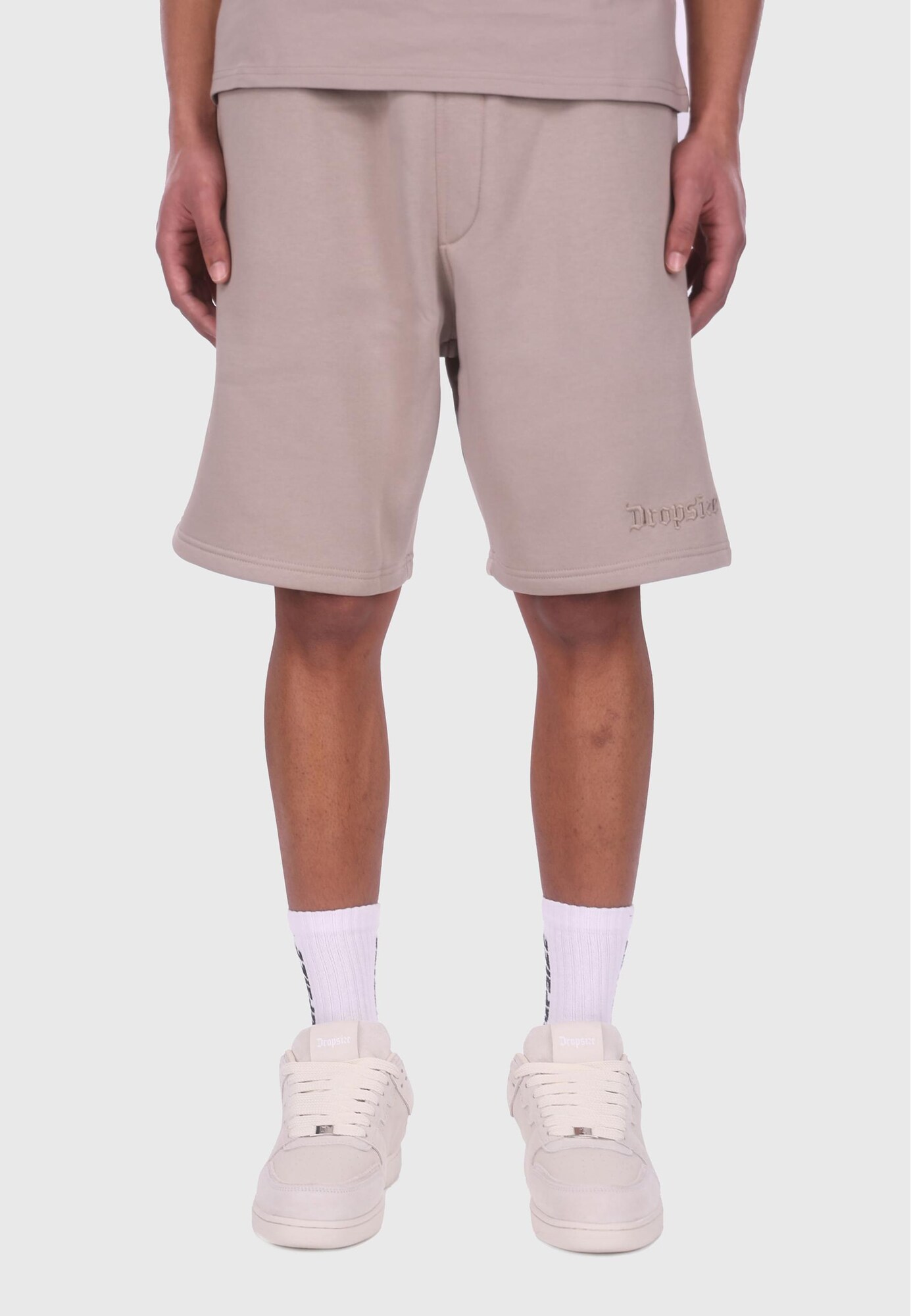 Thumbnail - Dropsize HEAVY EMBO SWEAT SHORTS
