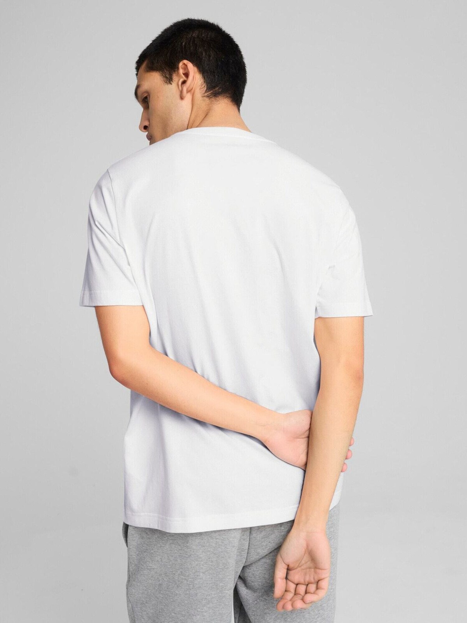 PUMA Camiseta 'Puma Ess Small No. 1 Logo Tee' blanco – imagen 2