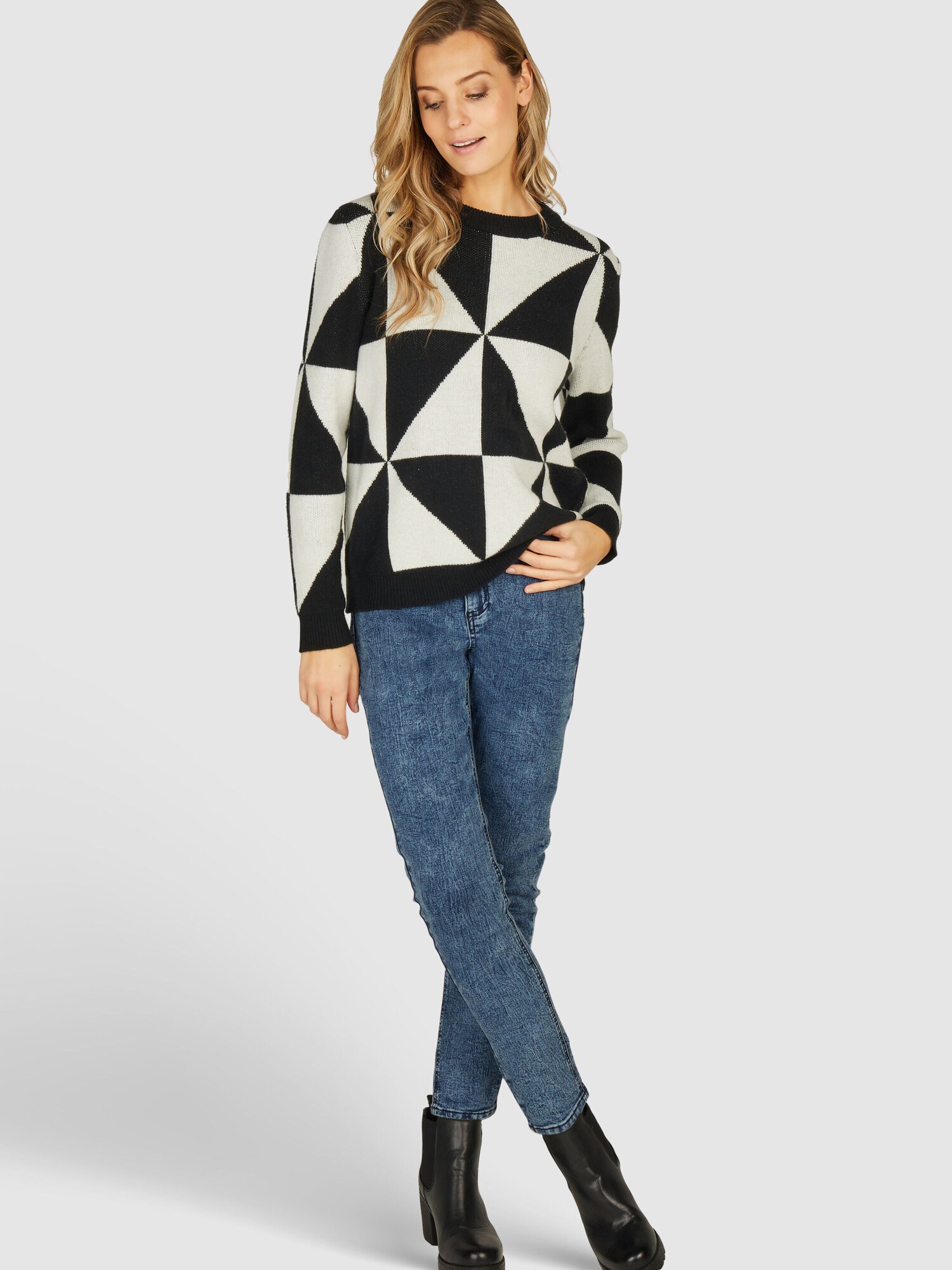 Thumbnail - Navigazione Pullover