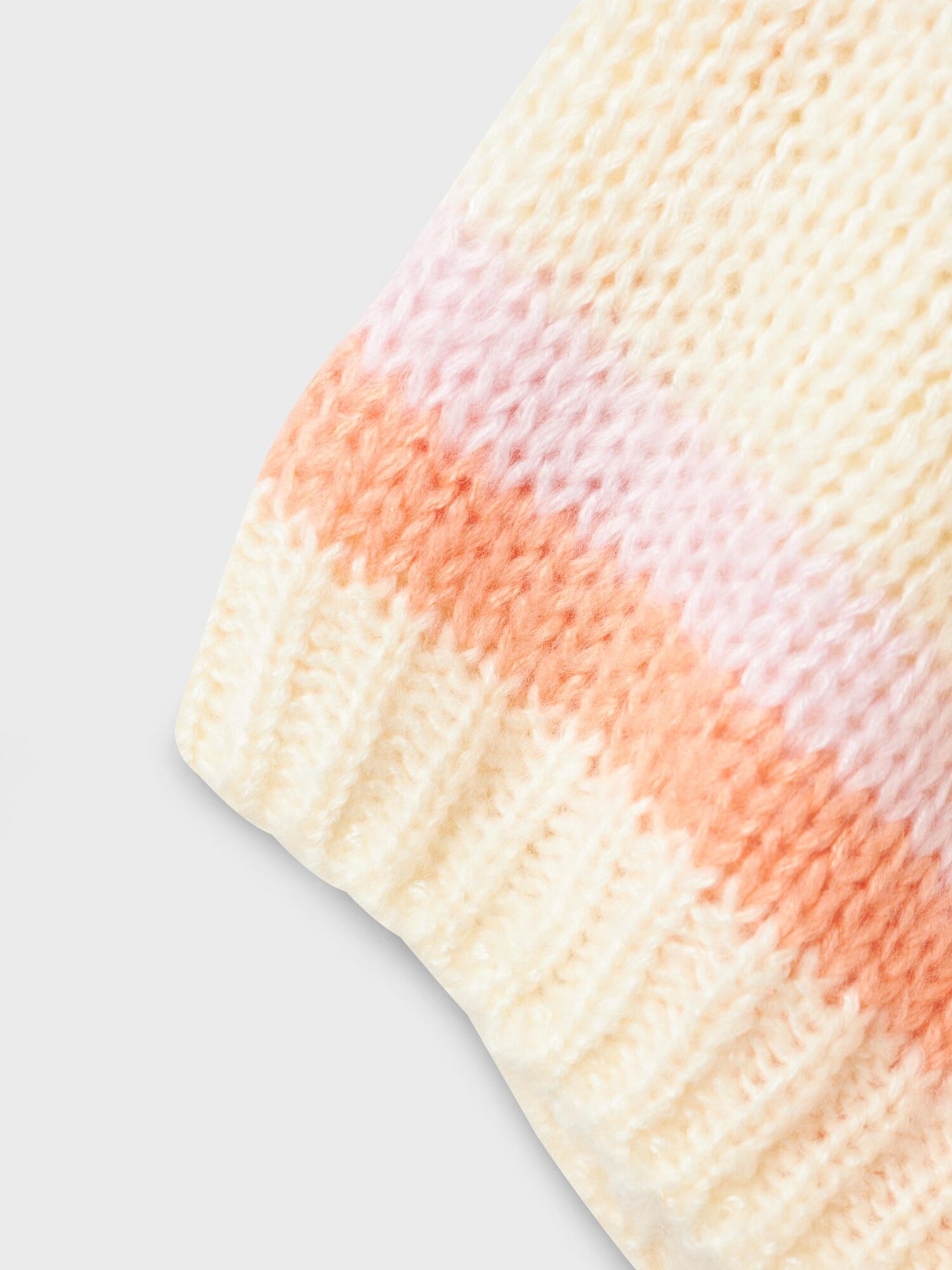 Thumbnail - Pullover