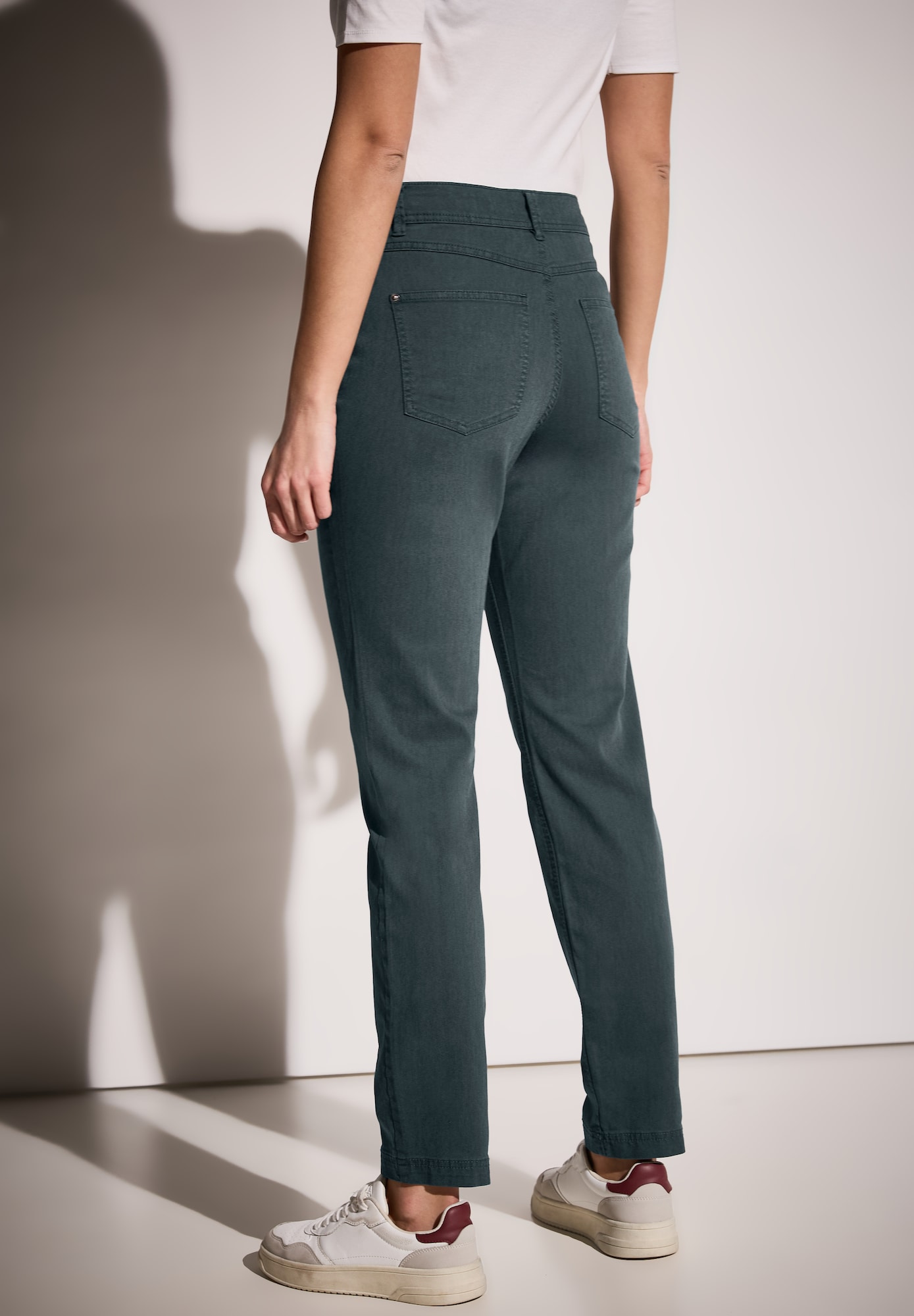 Thumbnail - Jeans