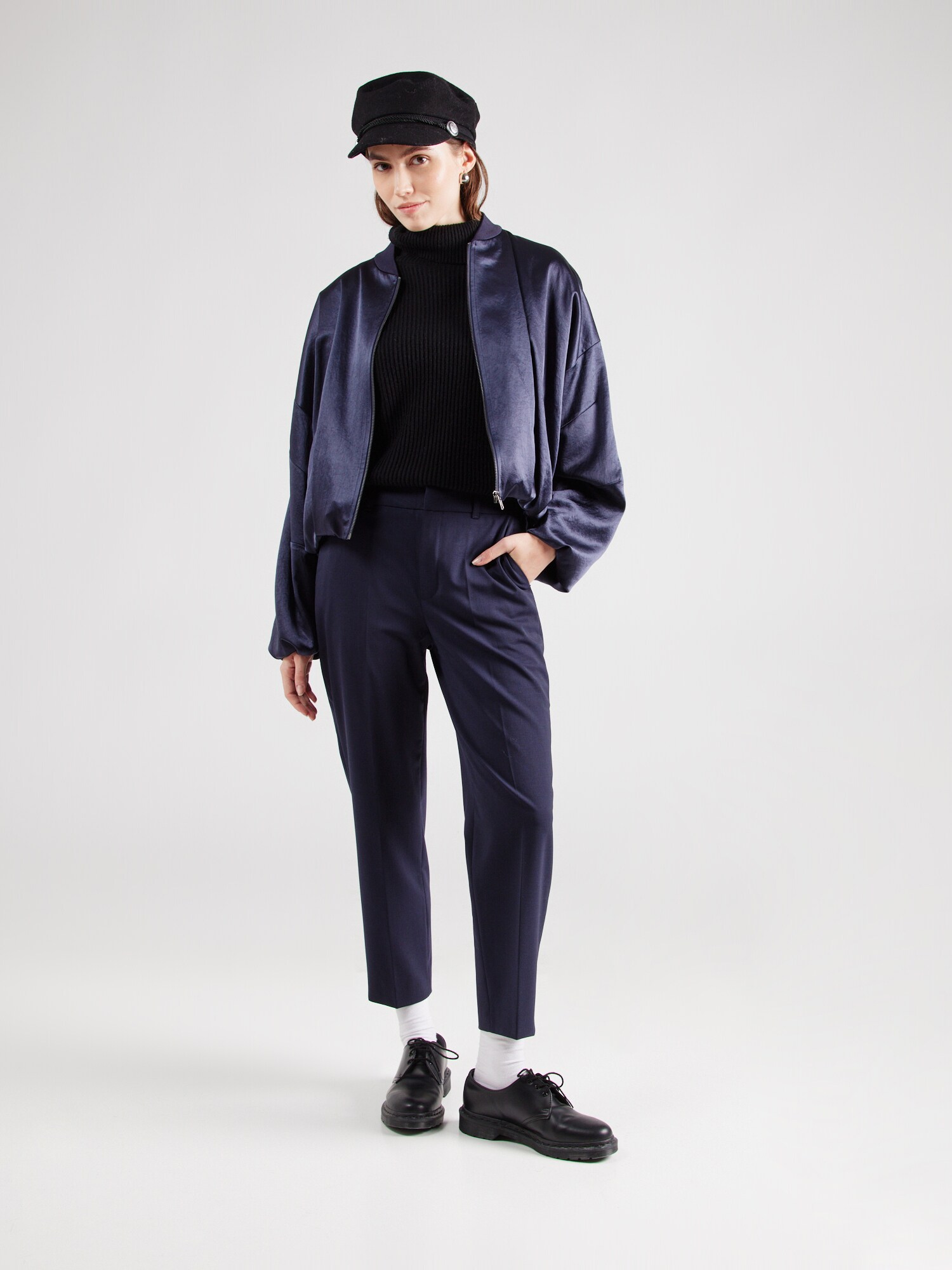 Thumbnail - DRYKORN Hose Search