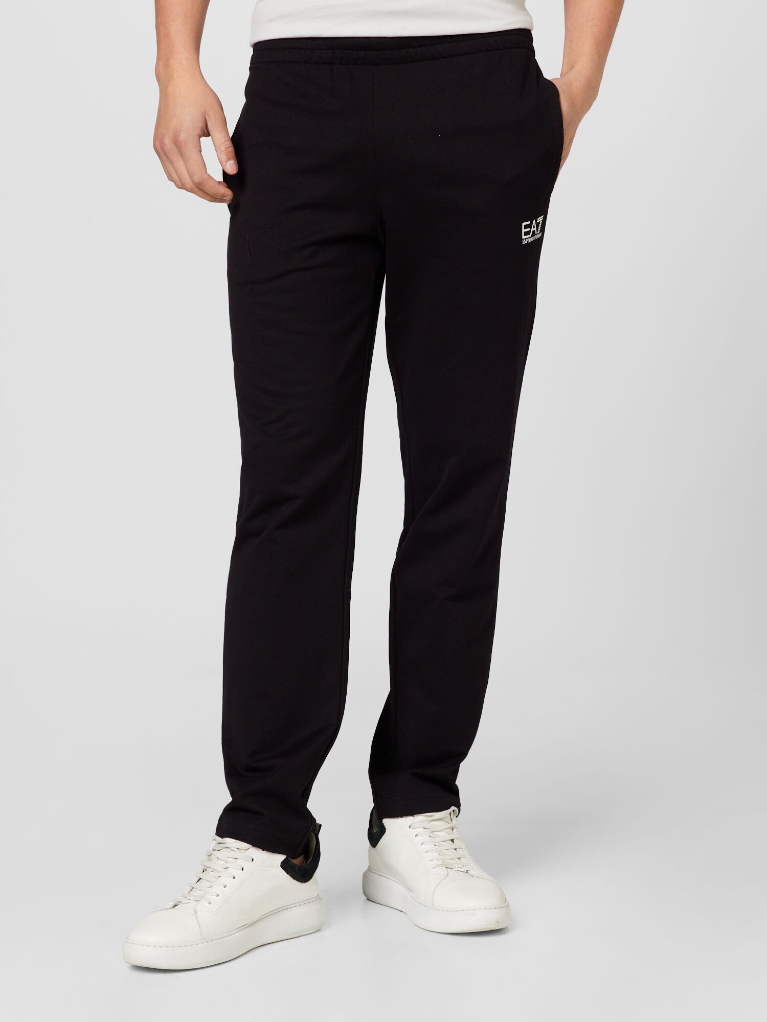 EA7 Emporio Armani Tepláková súprava čierna (obrázok 3)