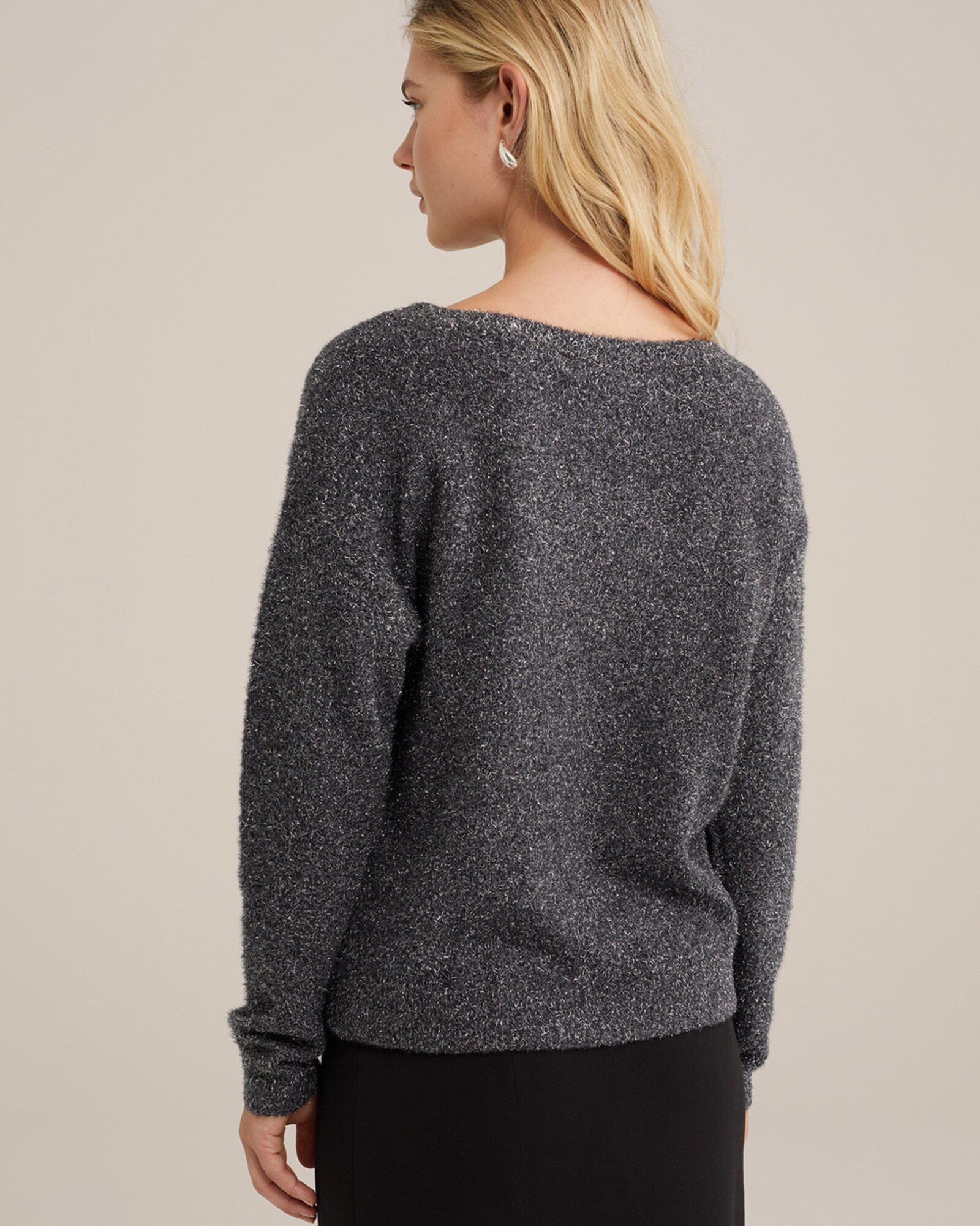 Thumbnail - Pullover