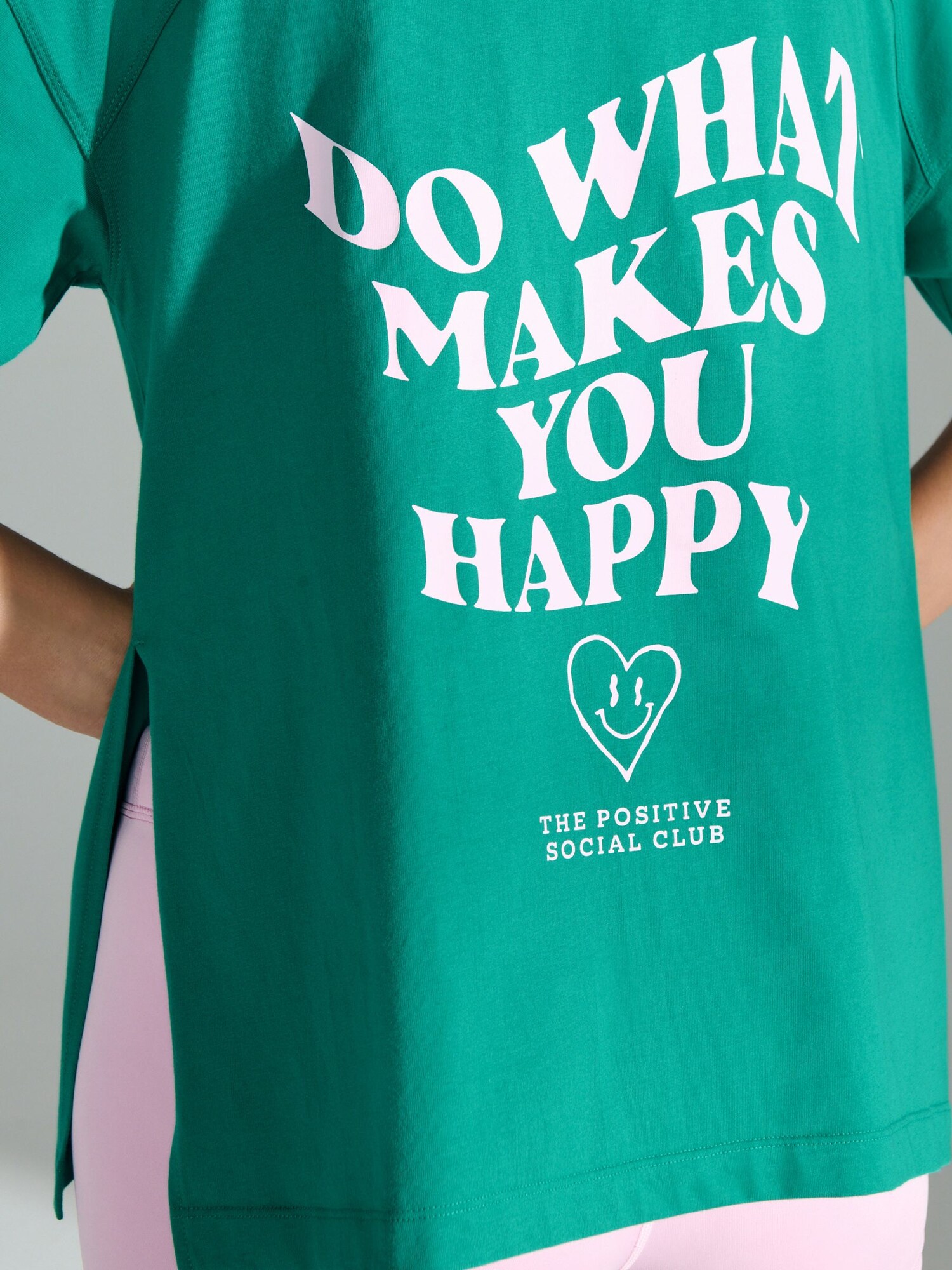 Thumbnail - Next Shirt