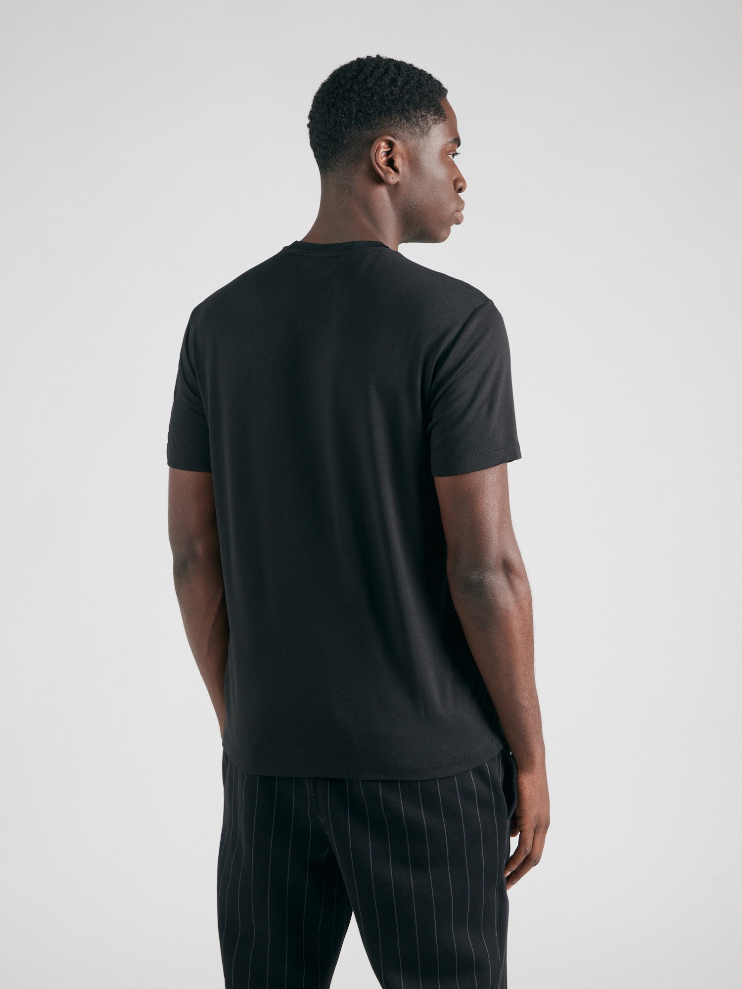 EA7 Emporio Armani Camiseta negro / blanco – imagen 19