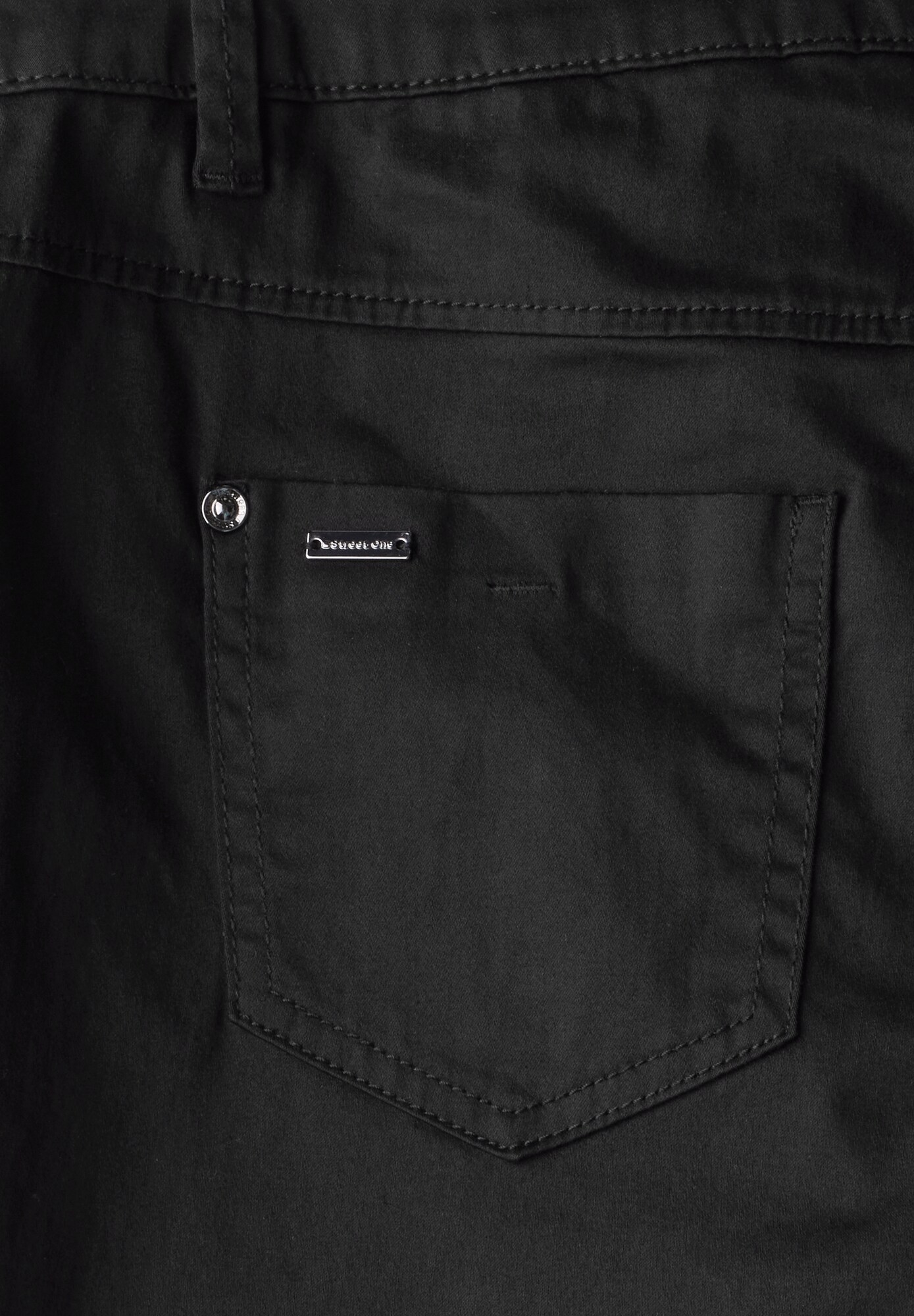 Thumbnail - Hose