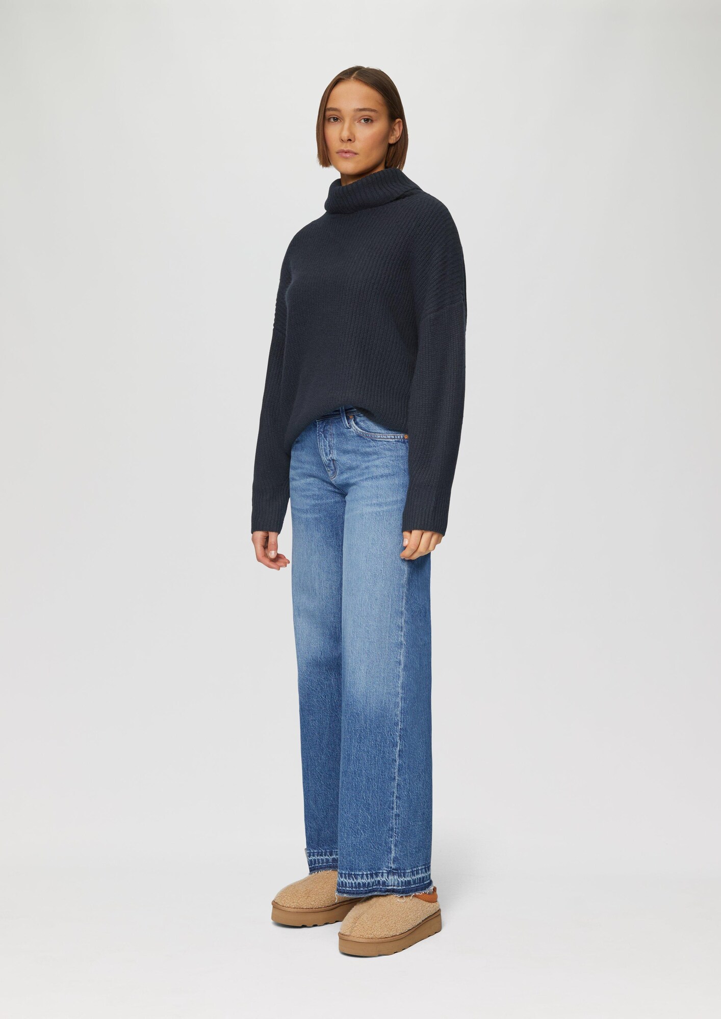 Thumbnail - Pullover