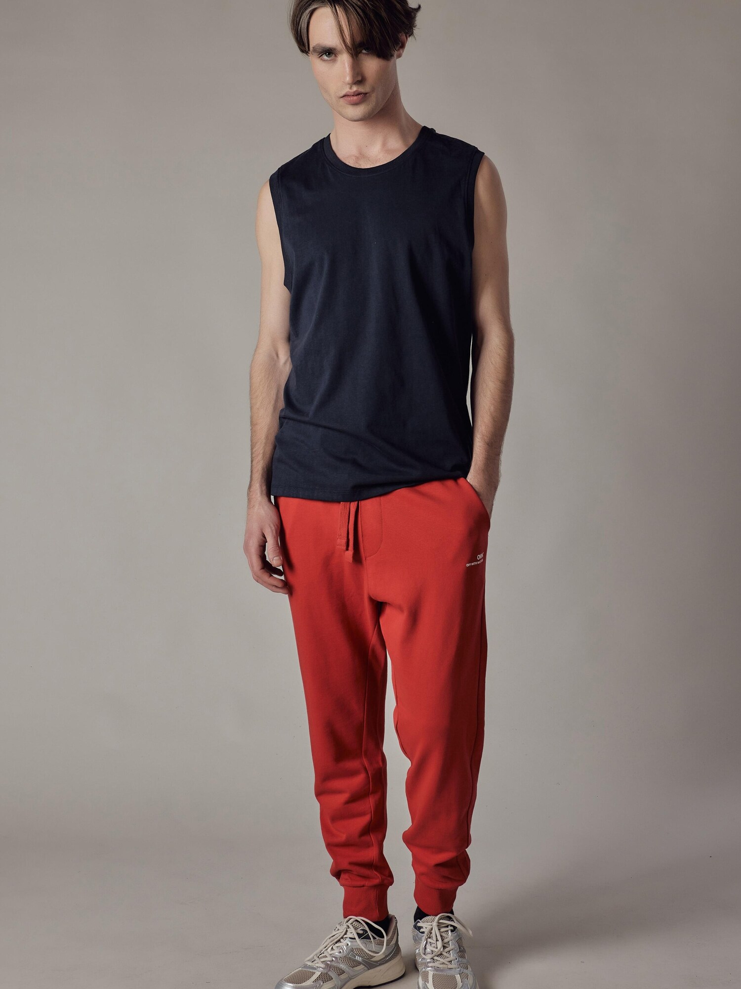 OWN Off With Nature Hlače 'Joggers' crvena