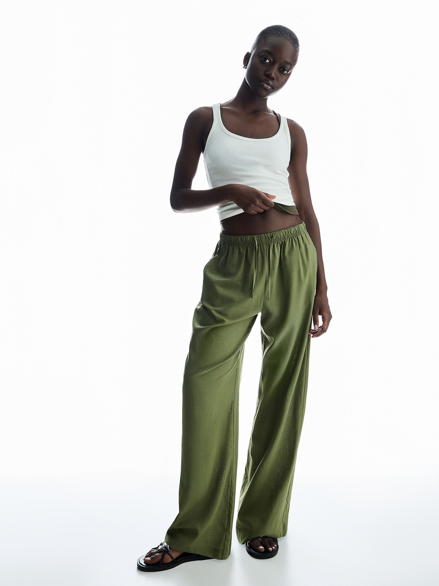 Thumbnail - Bershka Hose