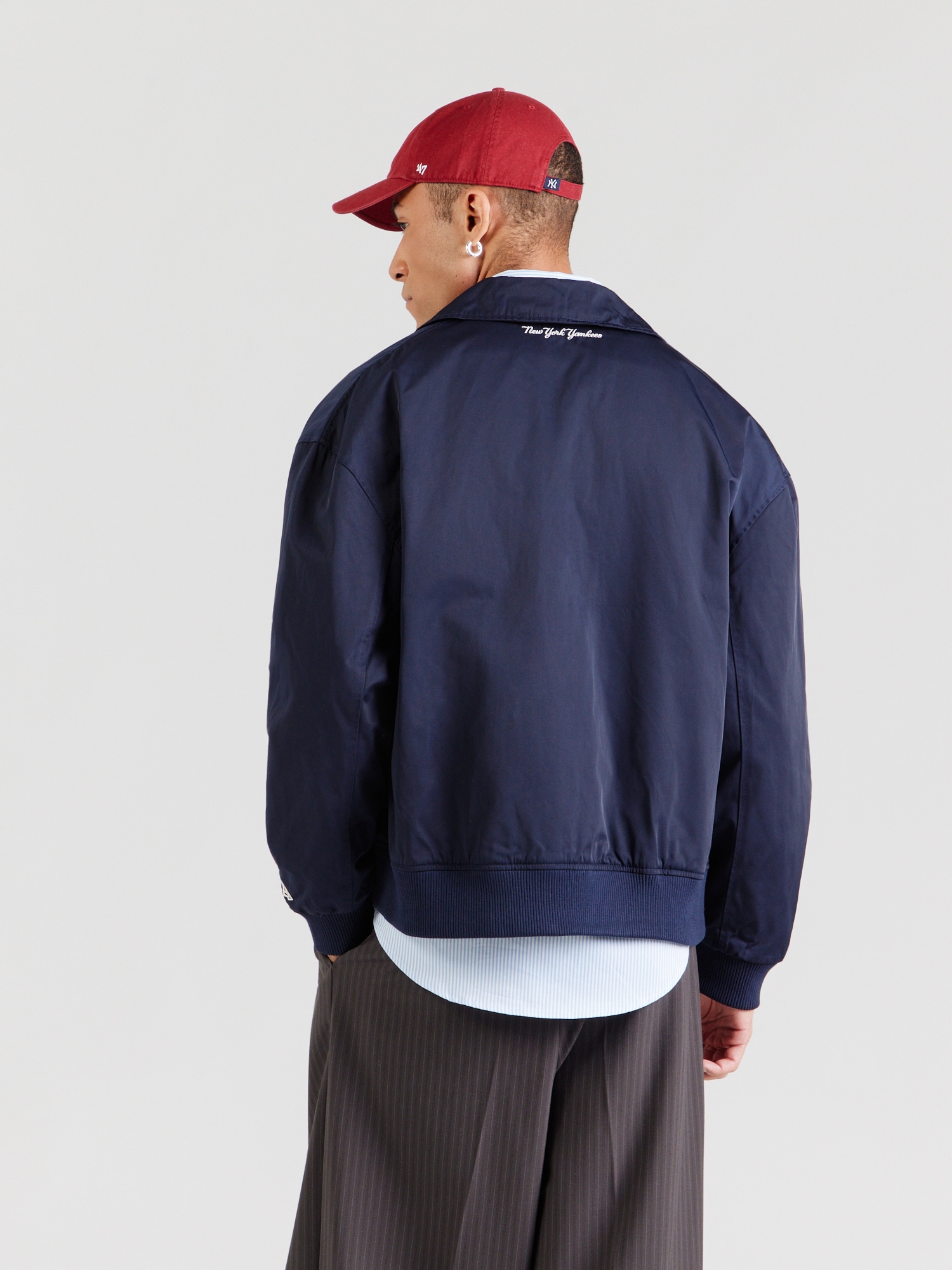 NEW ERA Chaqueta de entretiempo 'NEYYAN' navy – imagen 2