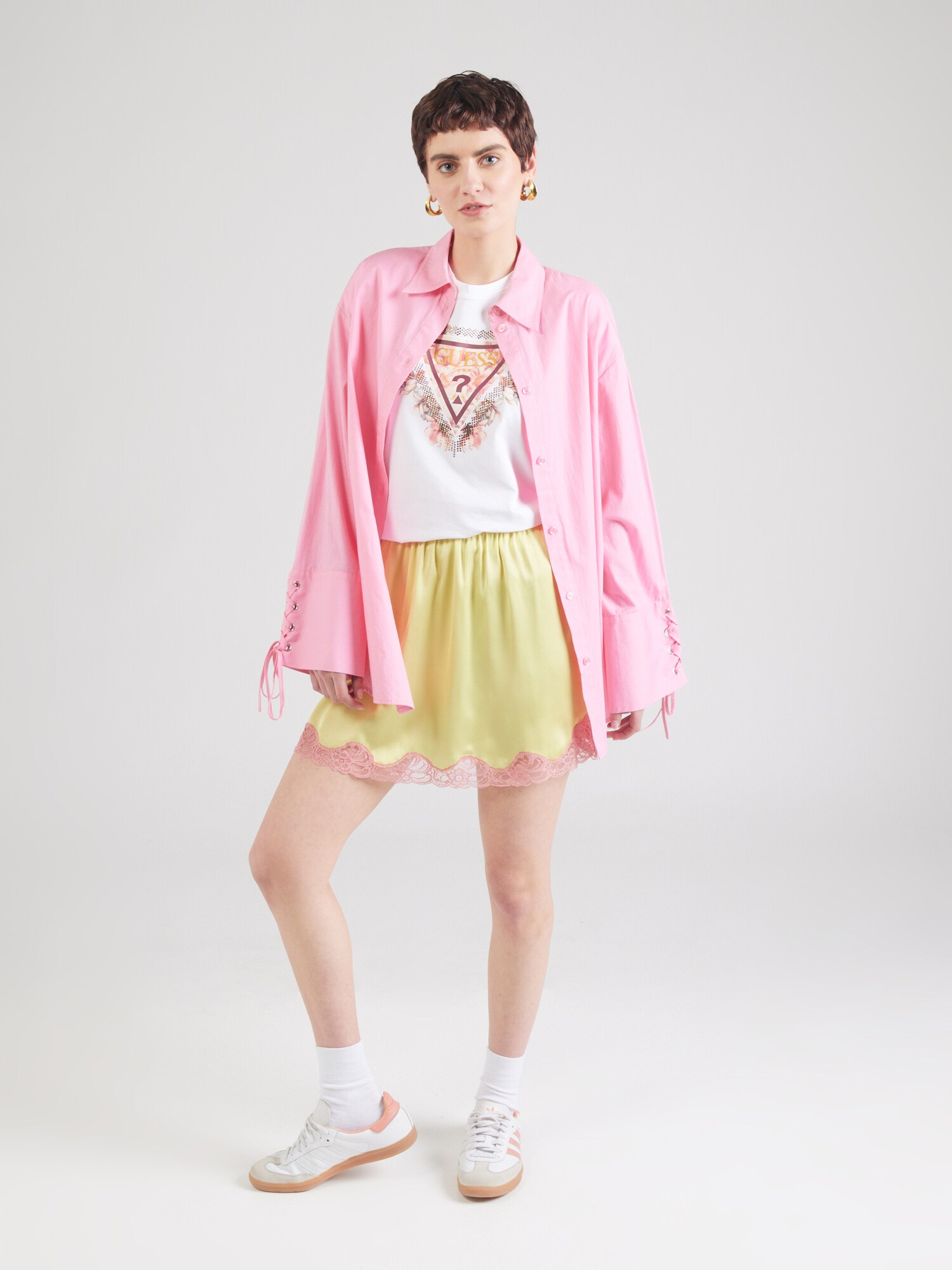 Thumbnail - GUESS T-Shirt