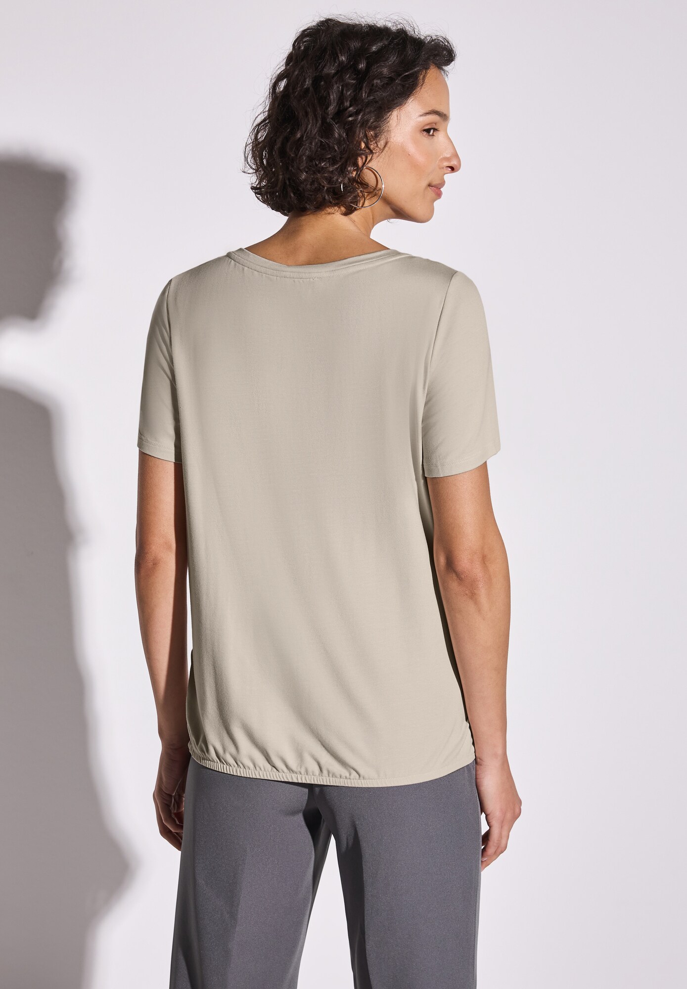 Thumbnail - T-Shirt