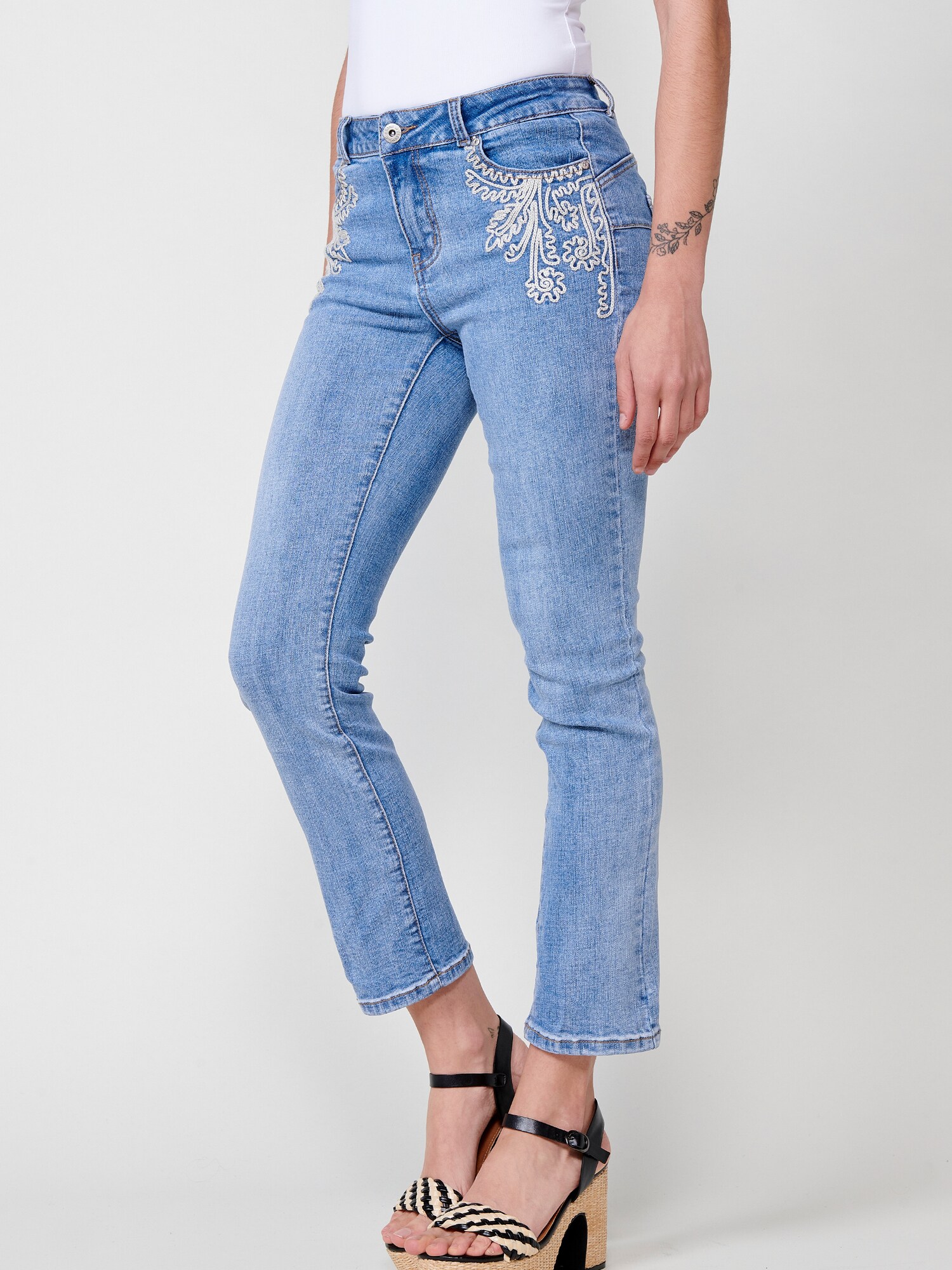 Thumbnail - Jeans