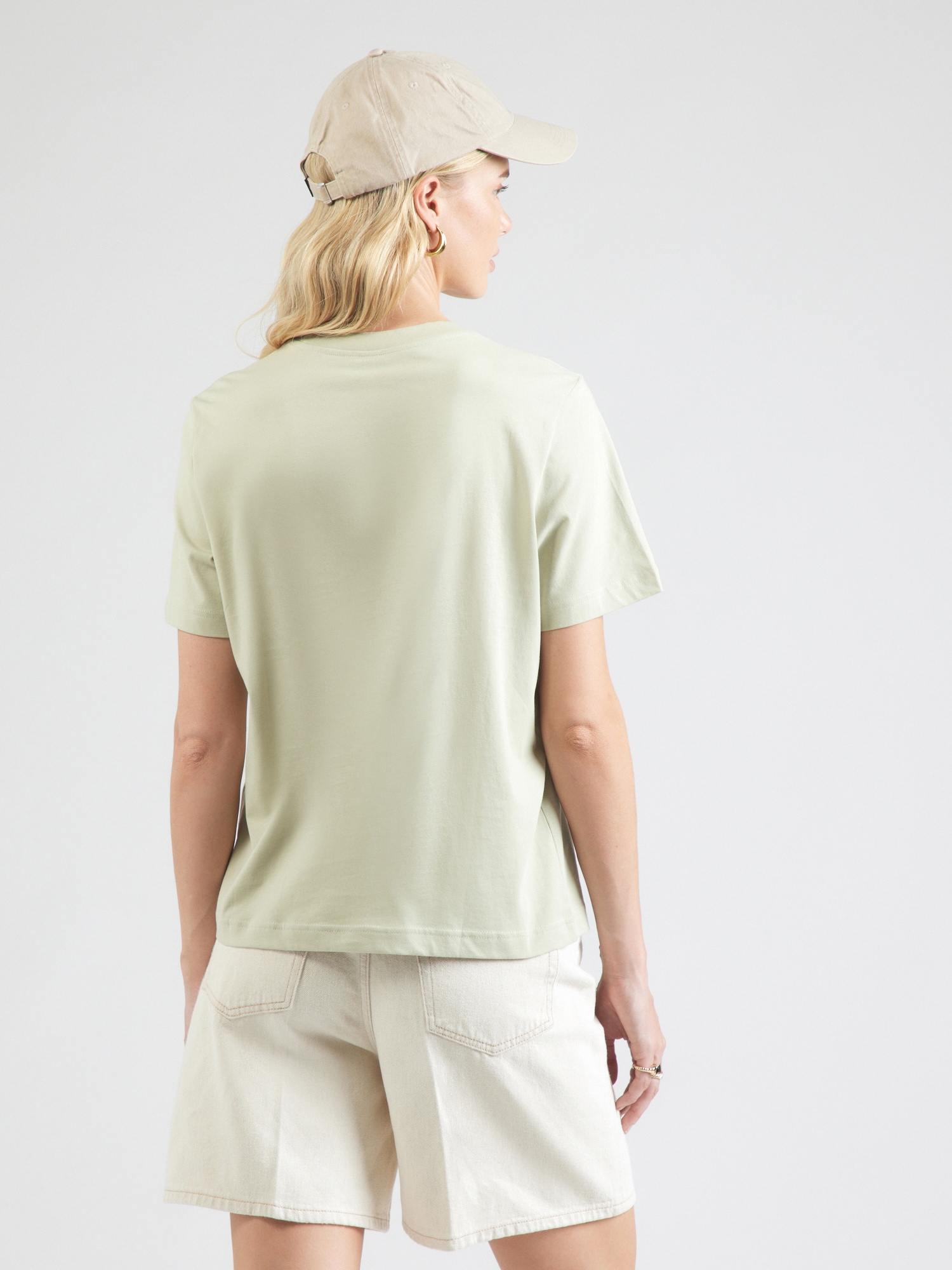 Thumbnail - T-Shirt