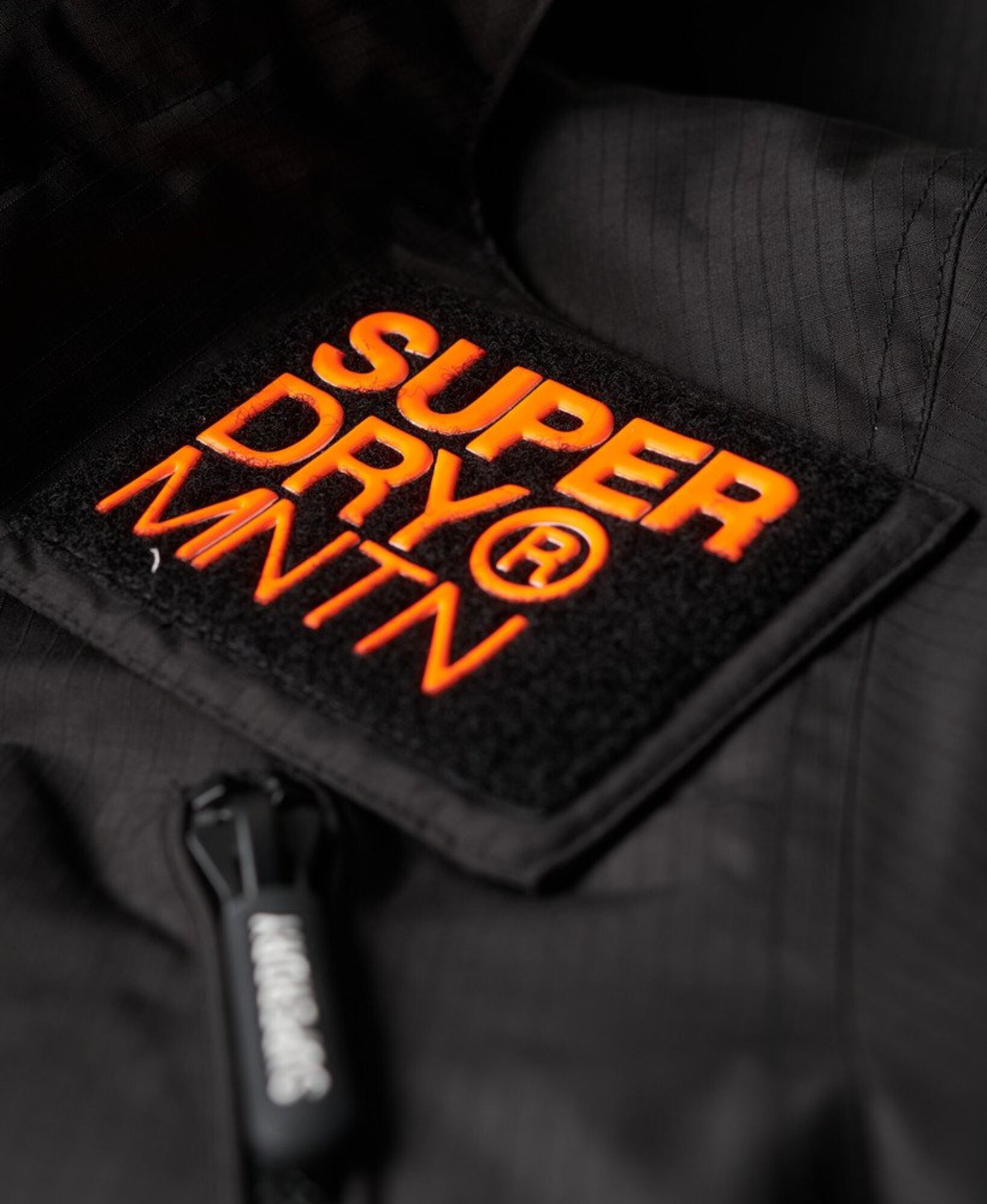 Superdry & Co Prechodná bunda oranžová / čierna (obrázok 6)
