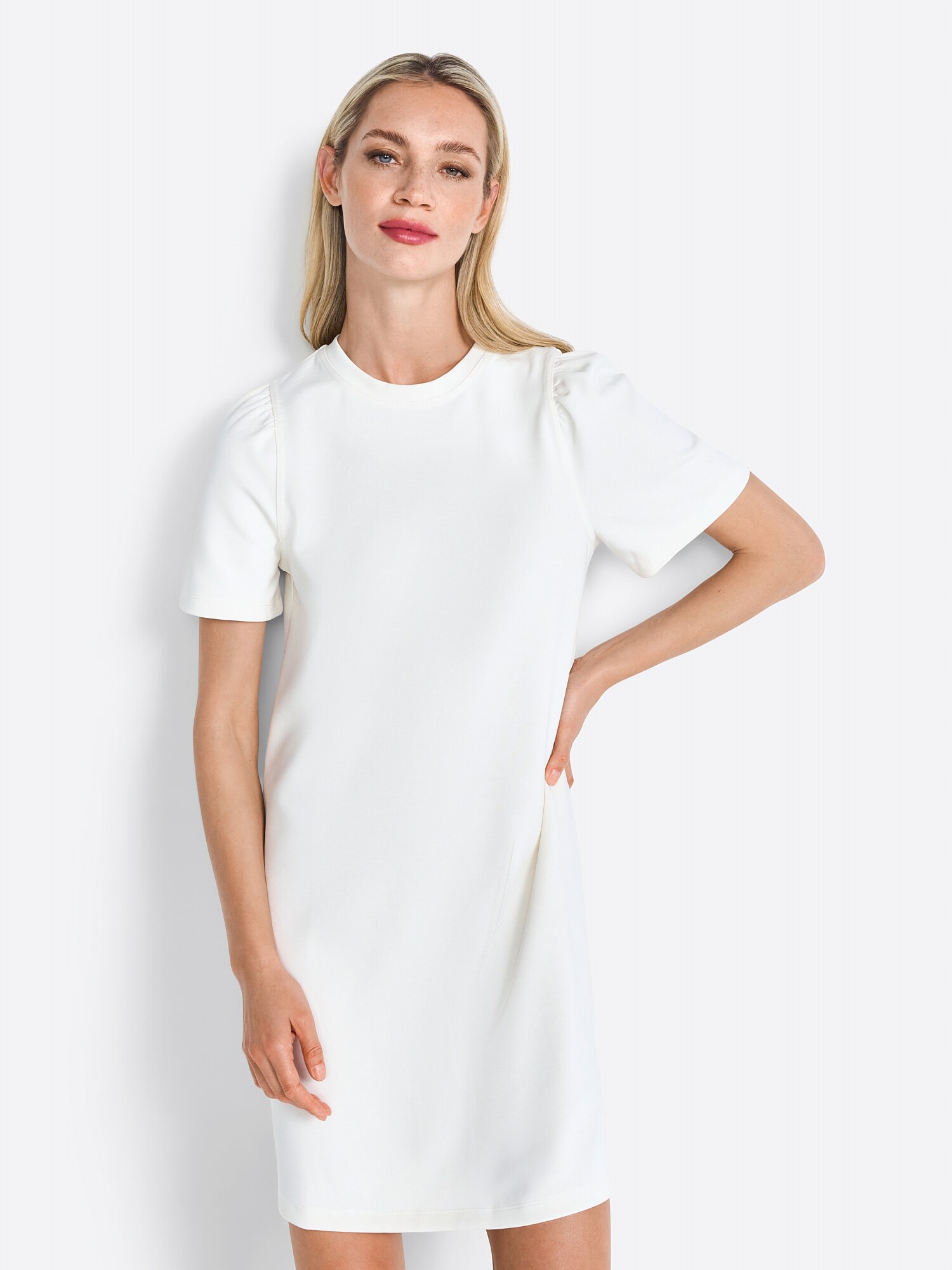 Thumbnail - Rich & Royal Kleid