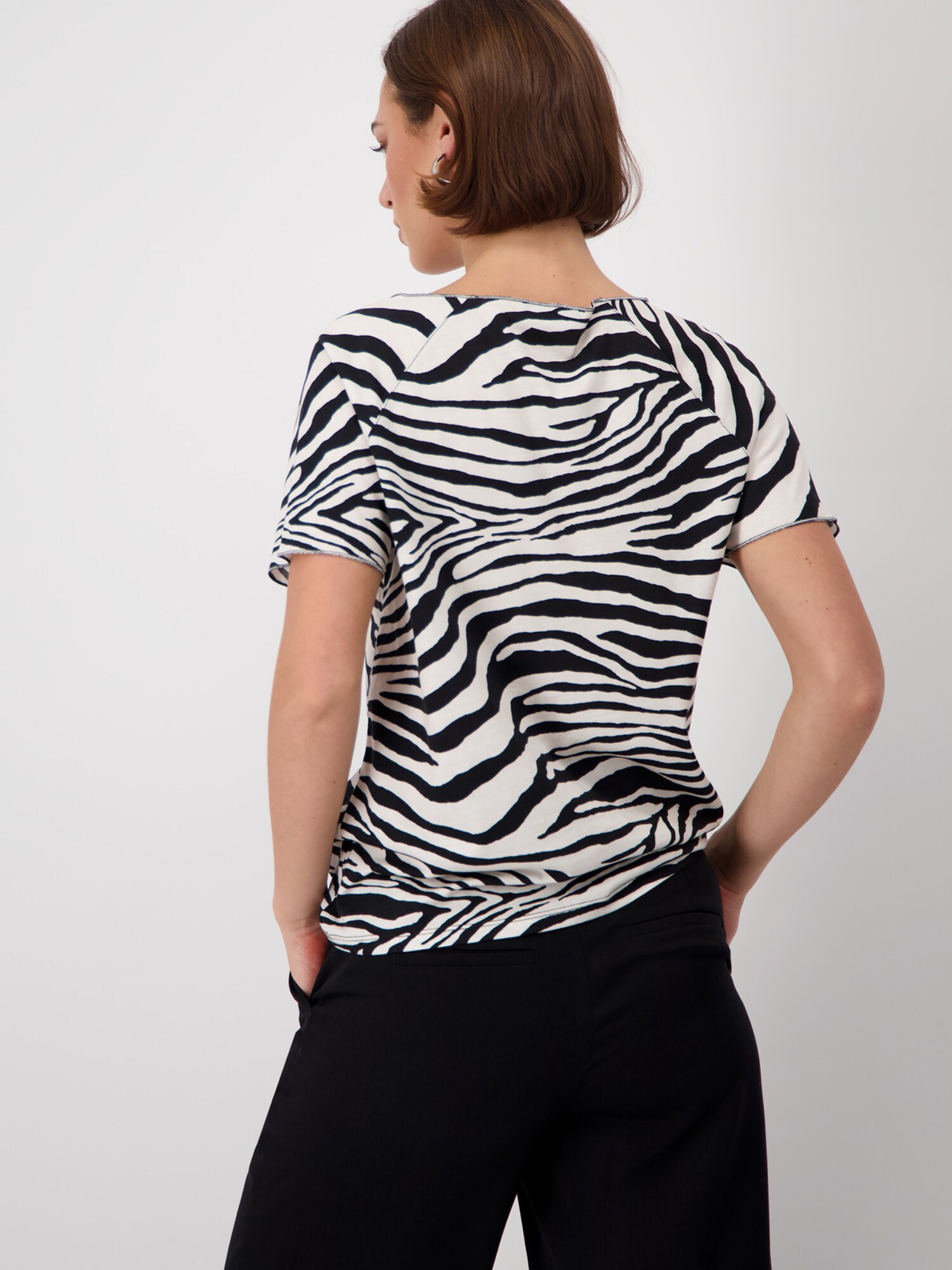 Thumbnail - monari T-Shirt