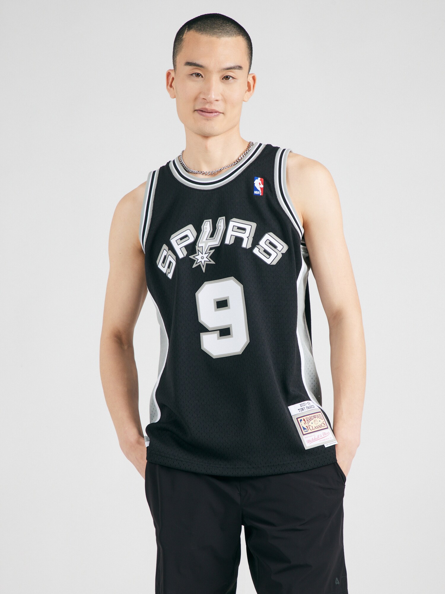 Mitchell & Ness Póló 'SAN ANTONIO SPURS - TONY PARKER'  bézs / piros / fekete / fehér termék 2. képe