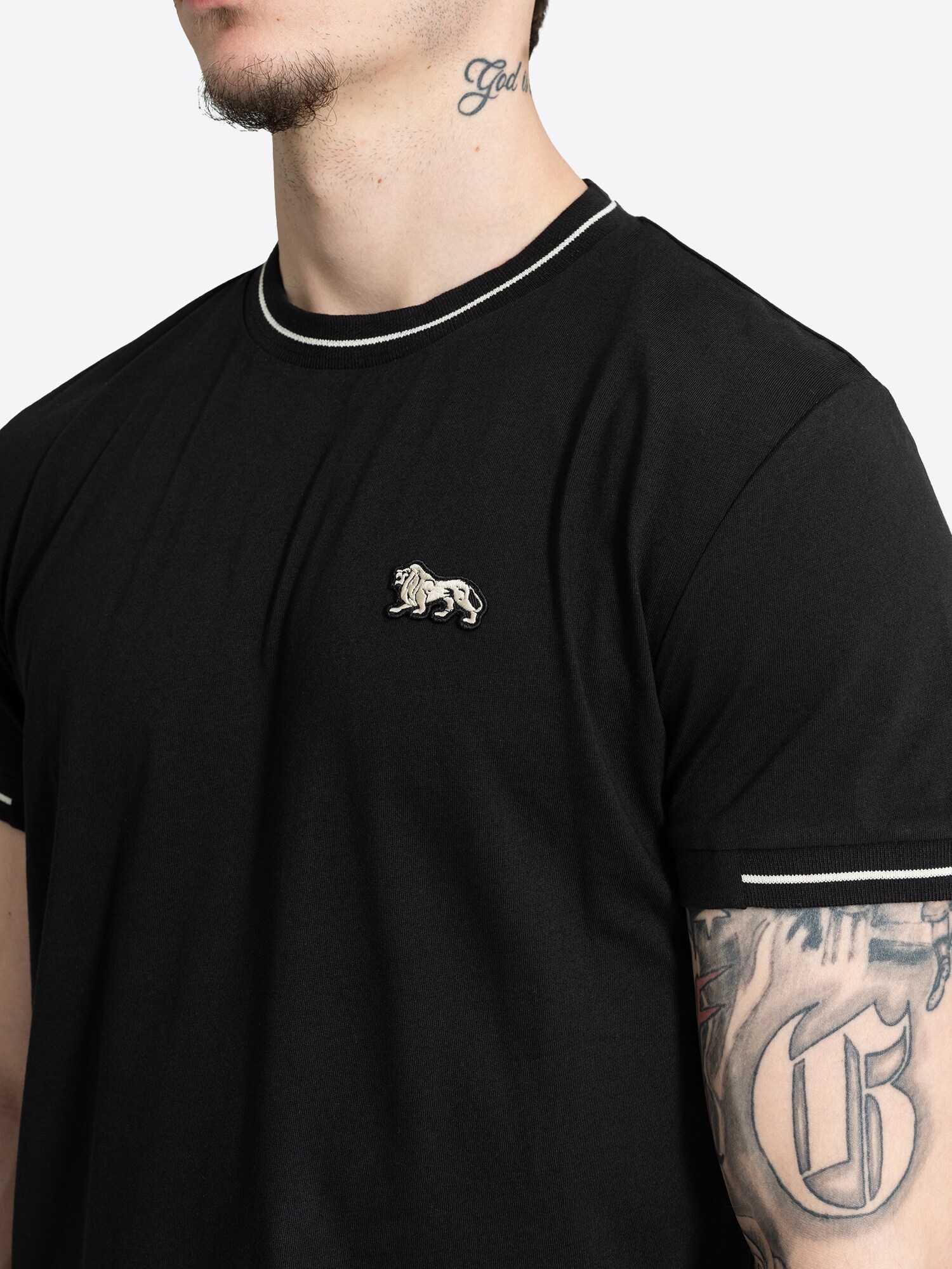 LONSDALE Tričko 'Cuffley'  čierna (obrázok 6)