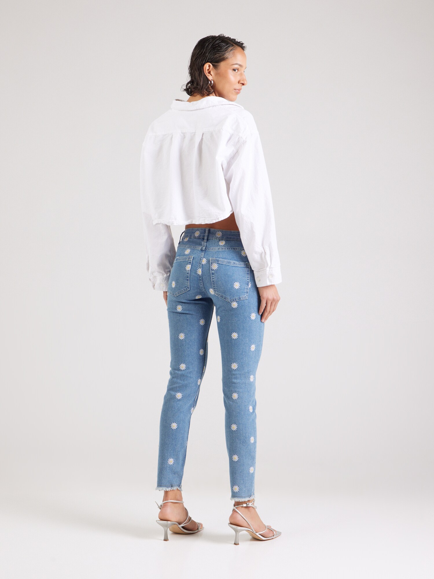 ONLY Džínsy 'ONLHUSH' modrá denim / biela (obrázok 3)