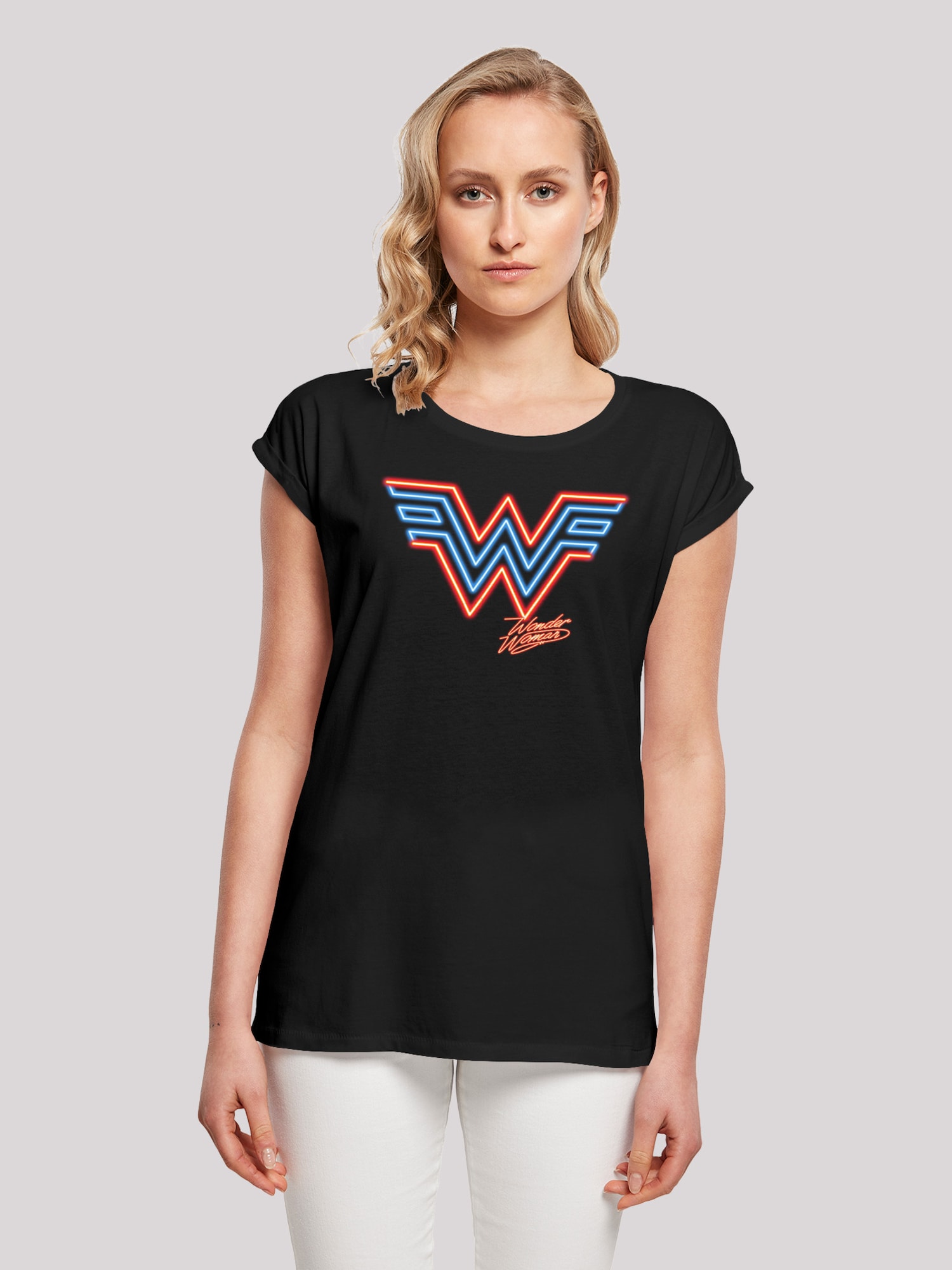 Thumbnail - F4NT4STIC T-Shirt DC Comics Wonder Woman 84